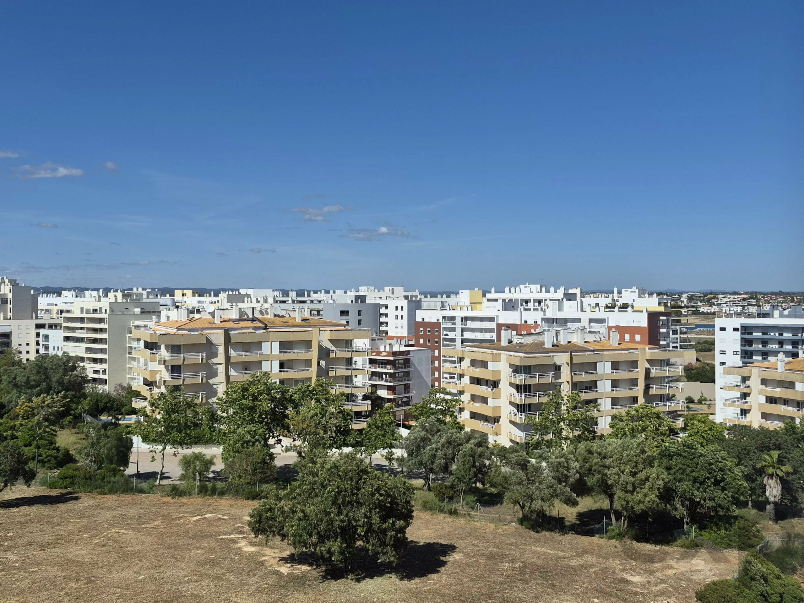 T1 Rénové, Praia da Rocha, avec Parking
