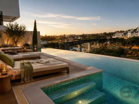 Contemporary Luxury Villa with Pool and Panoramic Views in Tavira, Algarve