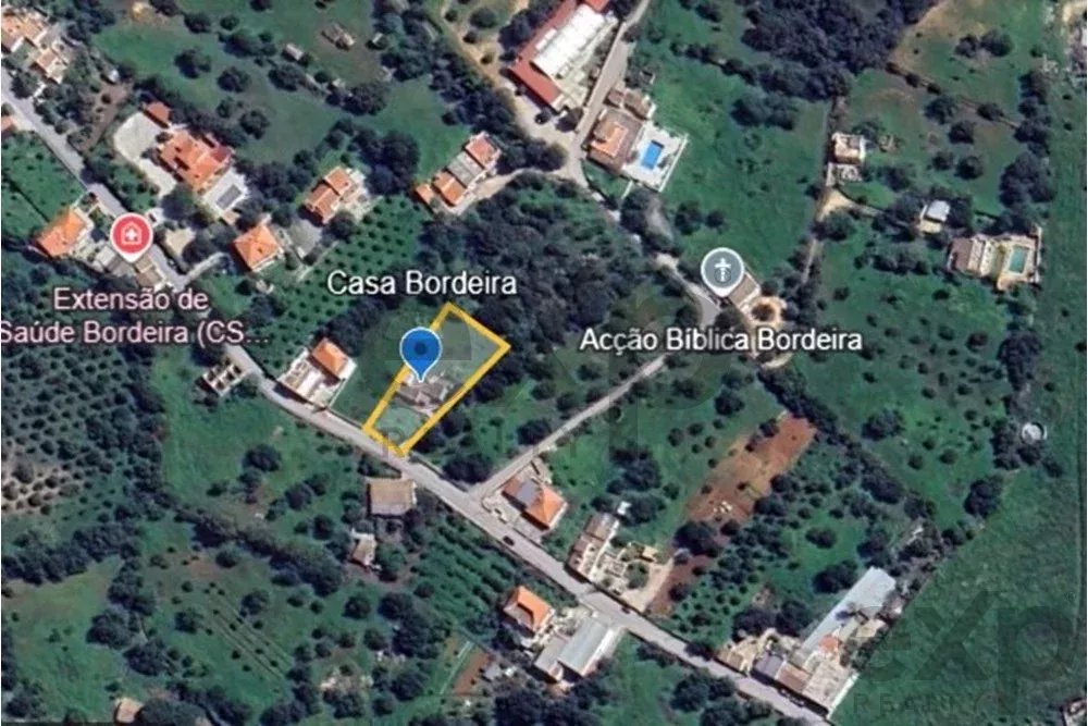 Detached 3-Bedroom House with Courtyard and Land in Bordeira, Faro, Algarve, Portugal