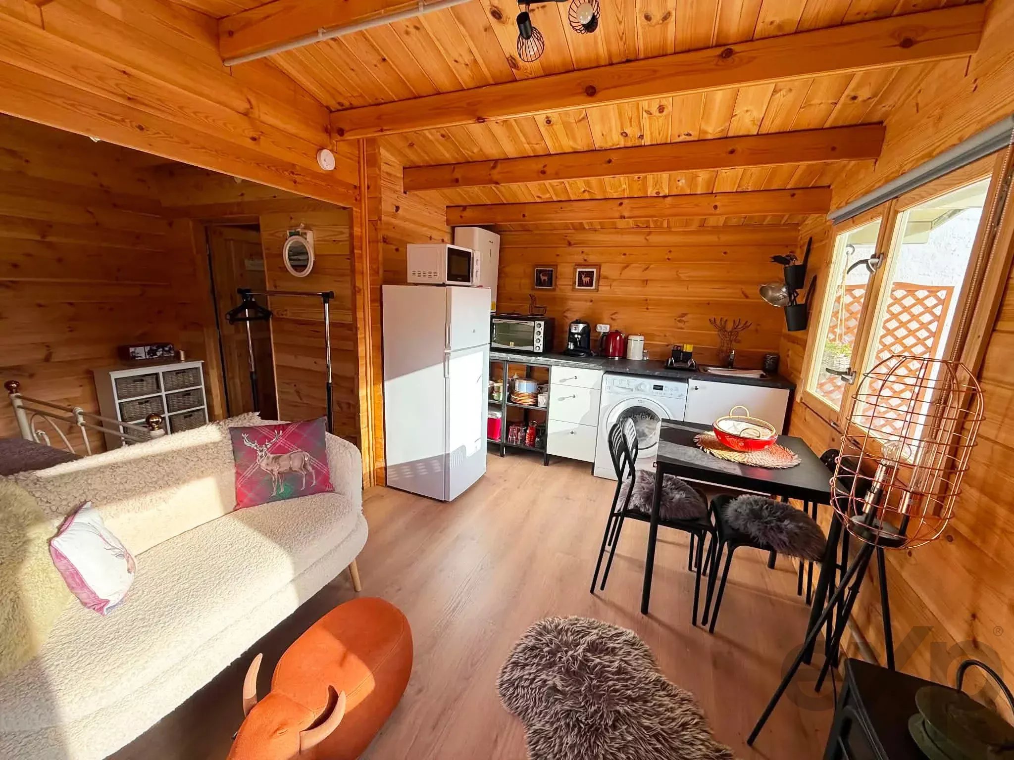 Beautifully Renovated 2-Bedroom Home with Landscaped Garden & Log Cabin Between Messines and Silves