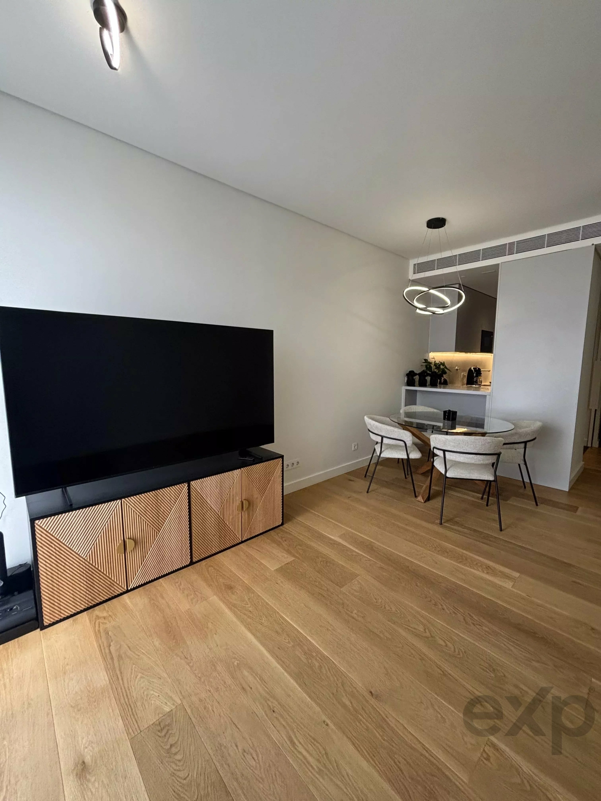 Viver de Luxo Frente ao Mar no Horizon Ocean Gardens: Apartamento T1 Novo em Quarteira