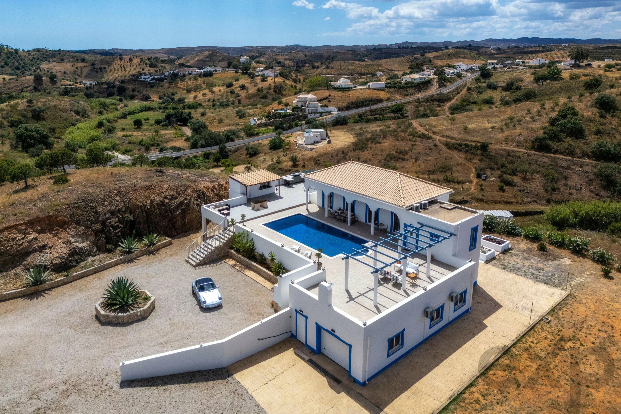 Renovated 5 Bed Countryside Villa with Pool, Panoramic Views, 2 Hectares