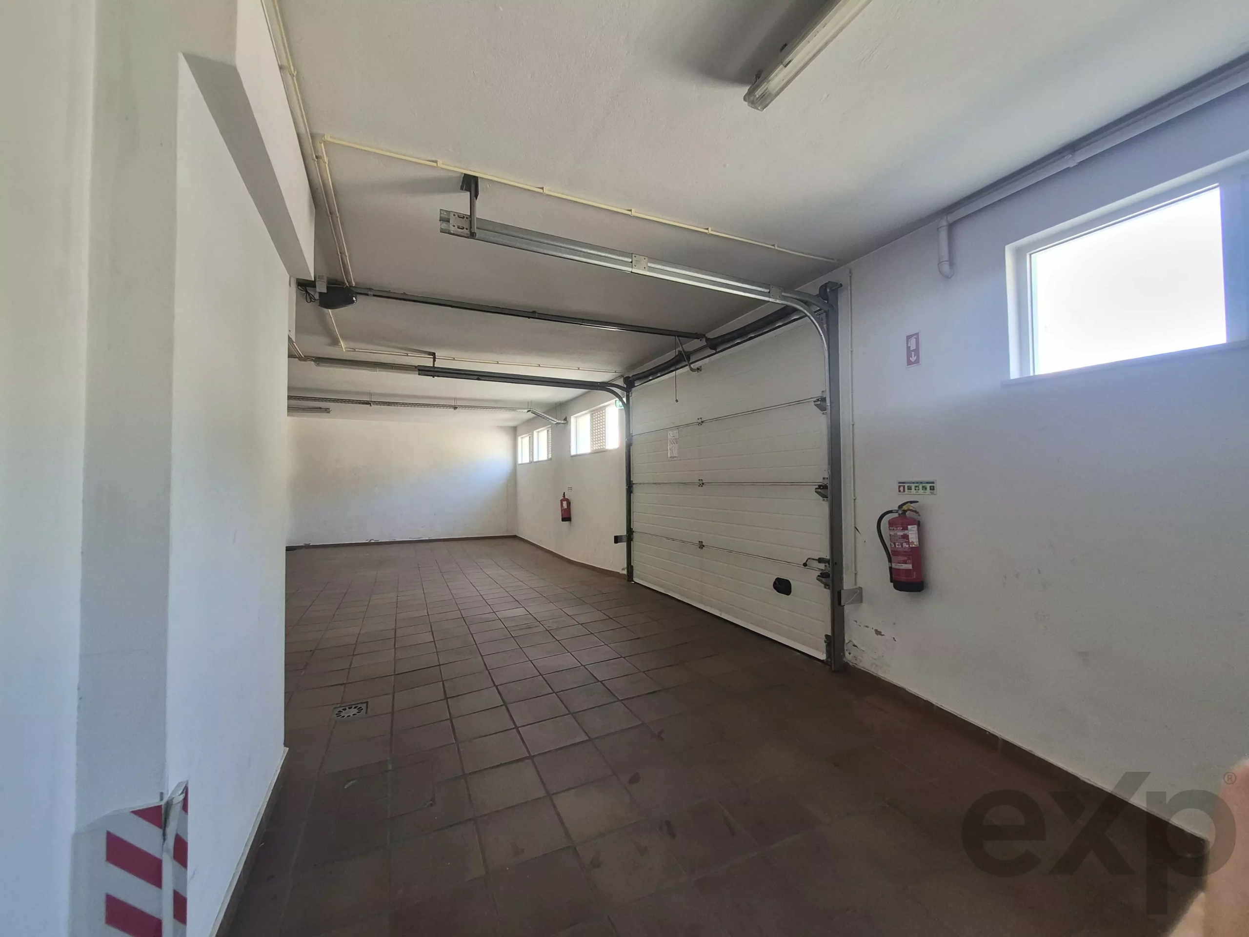 3 Bedroom Apartment, duple garage, Ferragudo area.