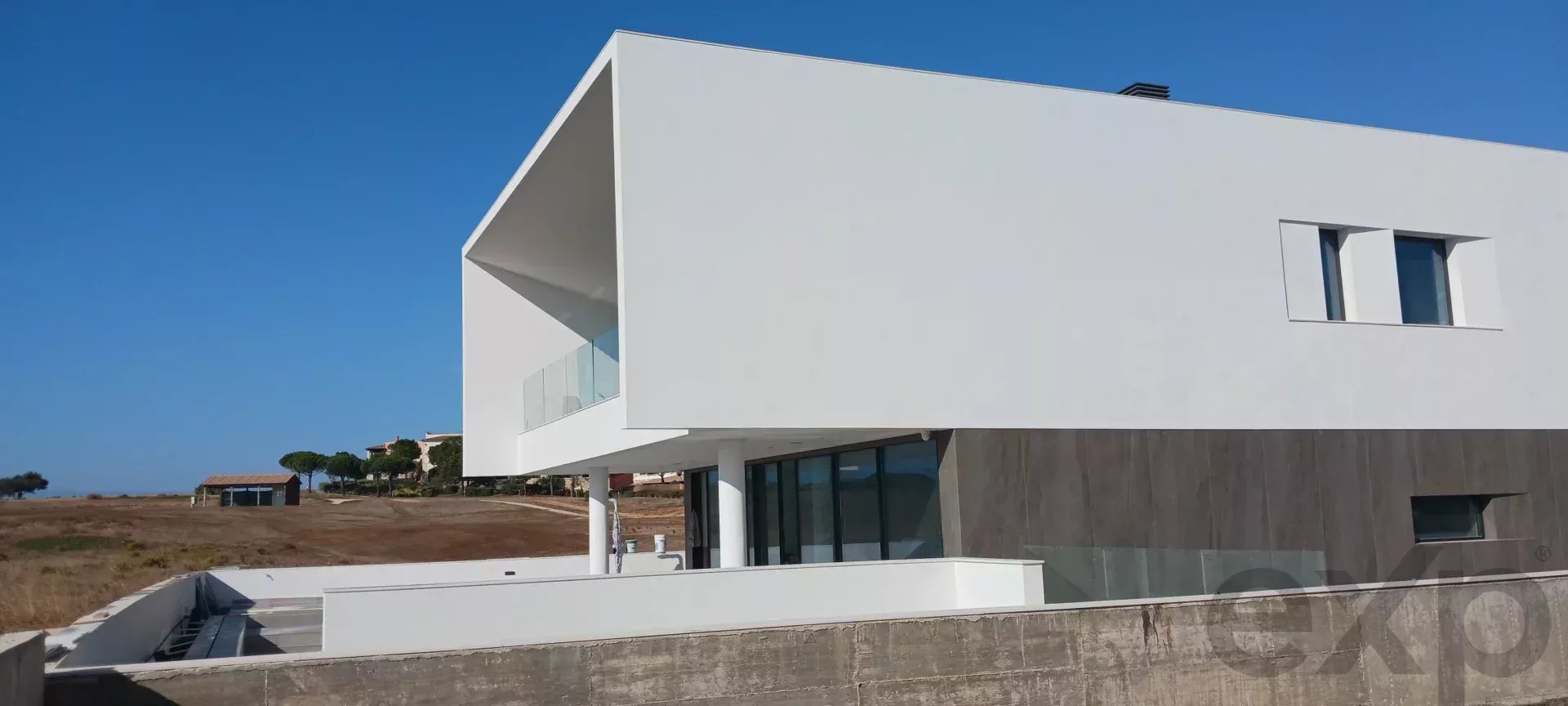 Brand New 4-Bed Ocean View Villa With Pool In Spectacular Location