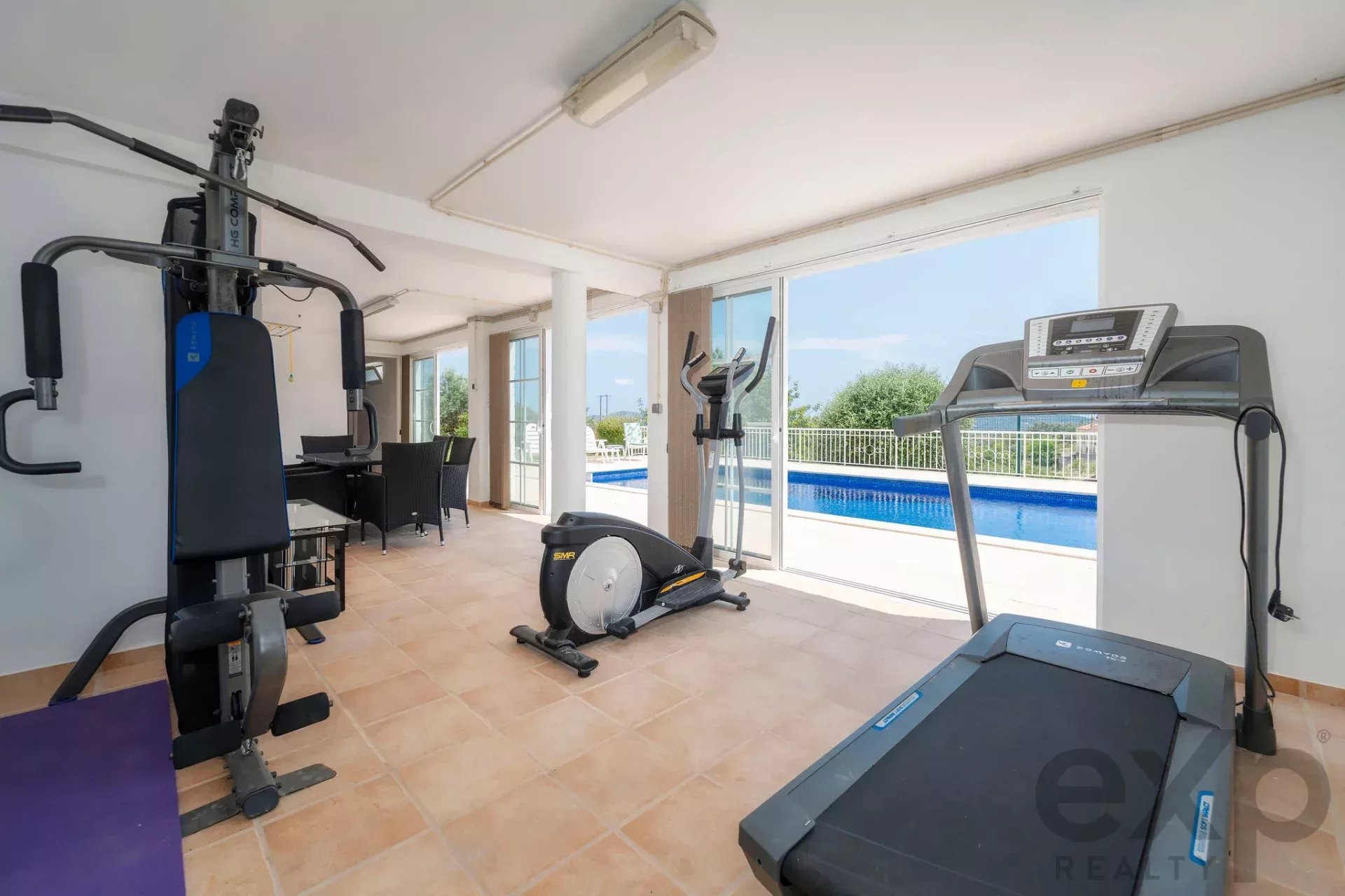Four bedroom villa with open views and pool in São Bras de Alportel, Algarve