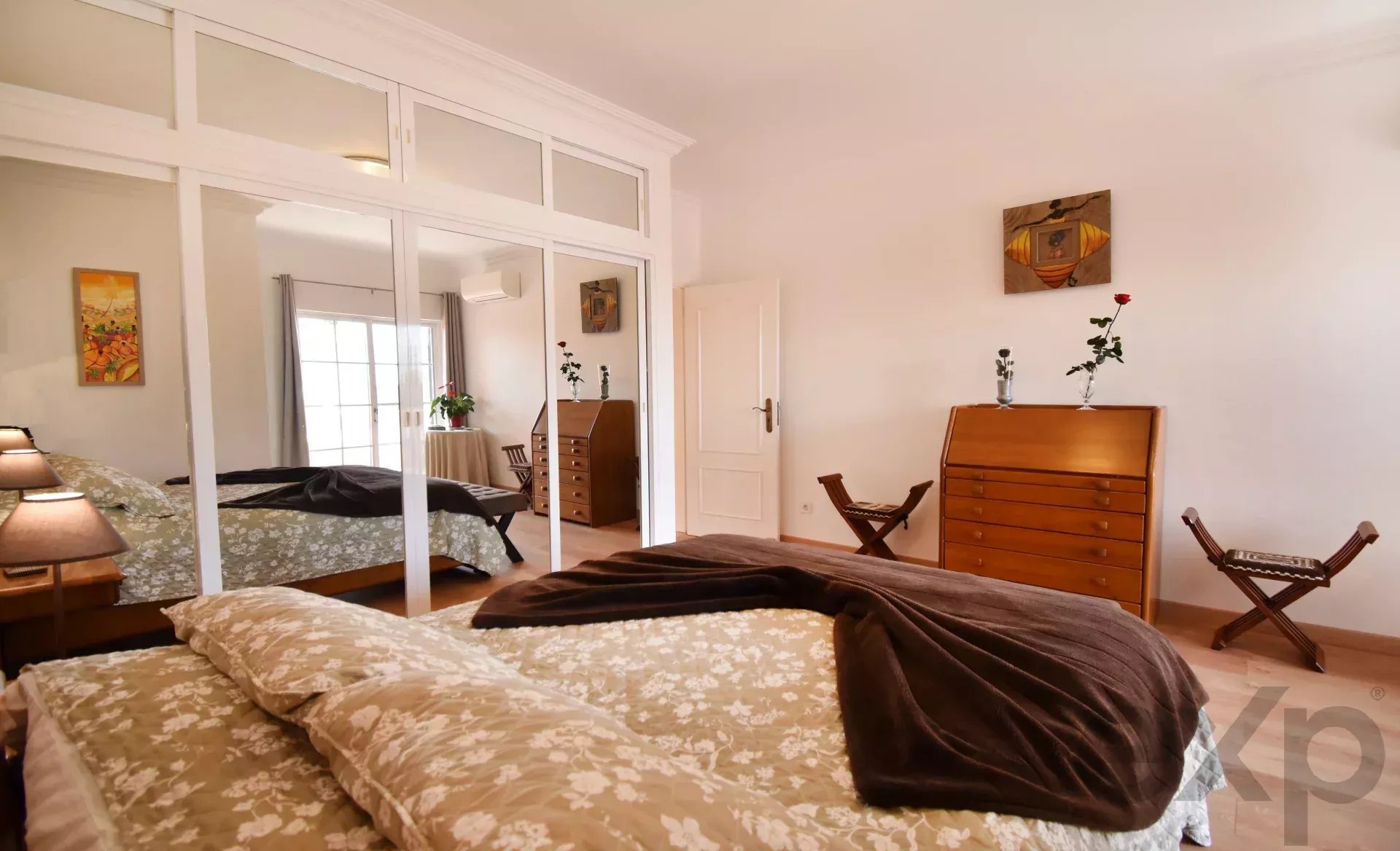 3-bedr. house + 1-bedr. annex, swimming pool and garage,