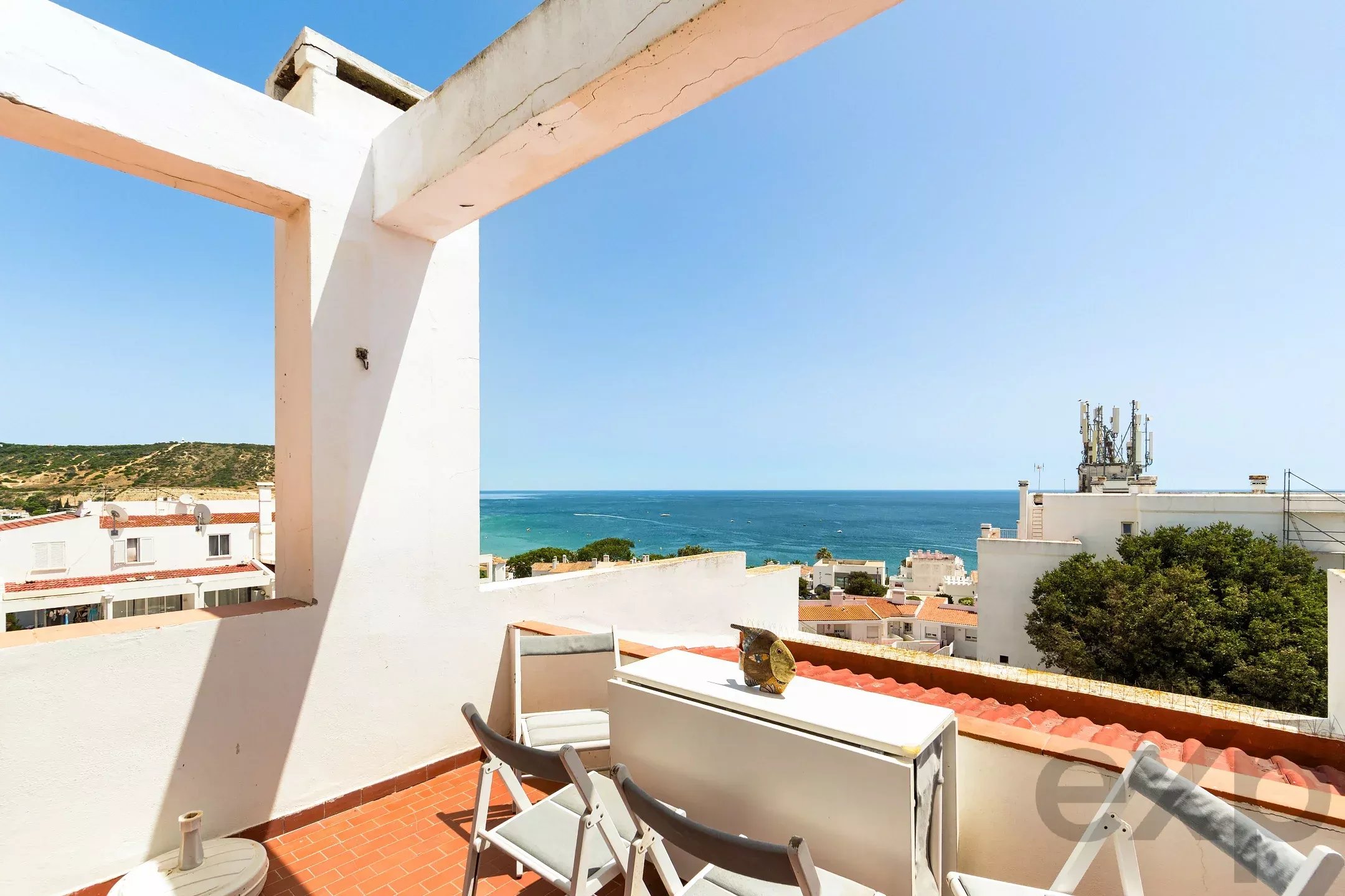 Rare 3-Bedroom Apartment with Sea Views in Praia da Luz