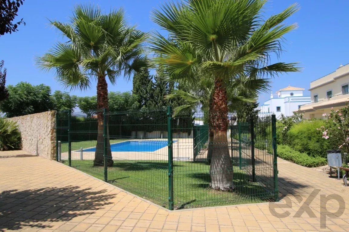 Fuseta – T4 Housing in Condominium
