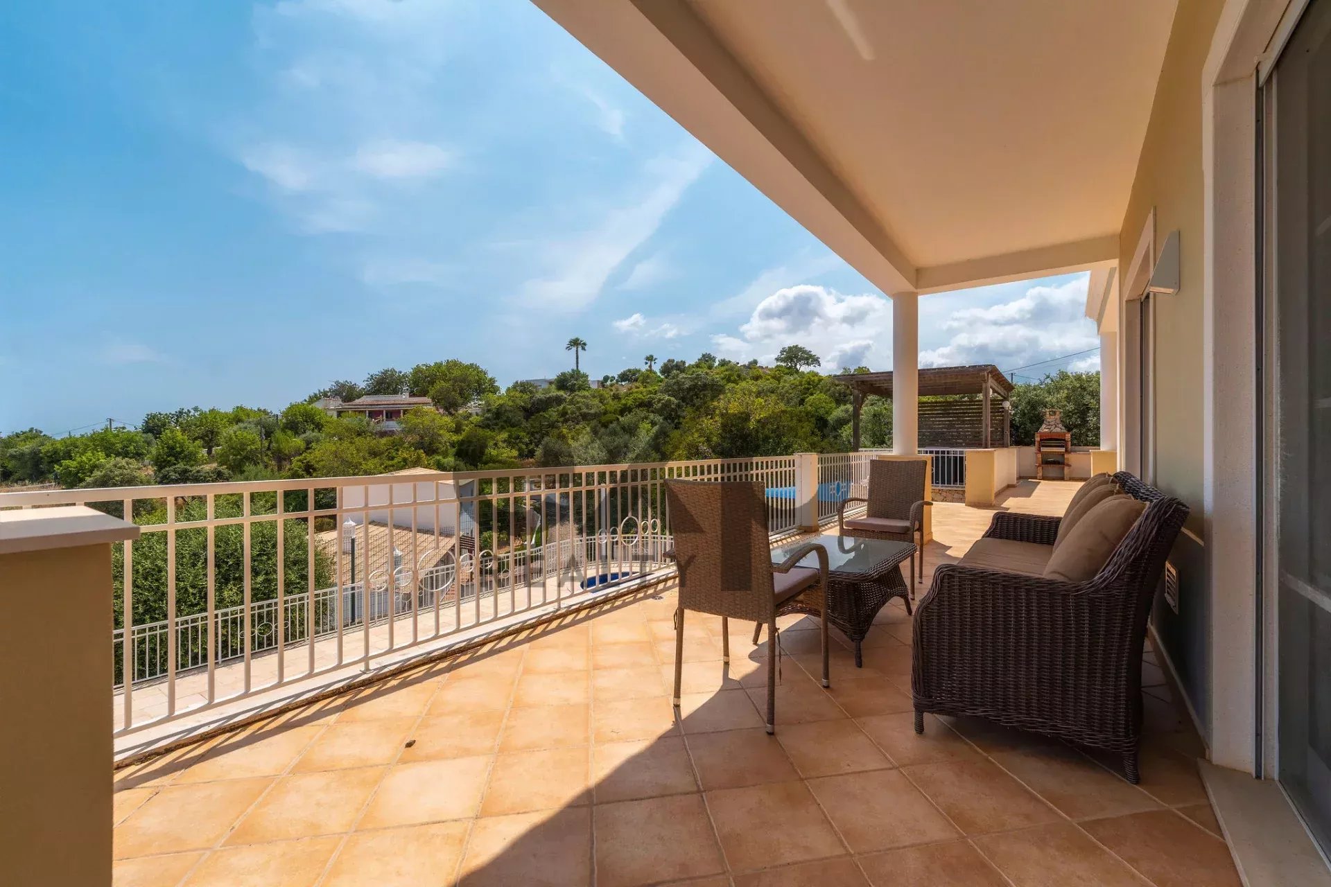 Four bedroom villa with open views and pool in São Bras de Alportel, Algarve