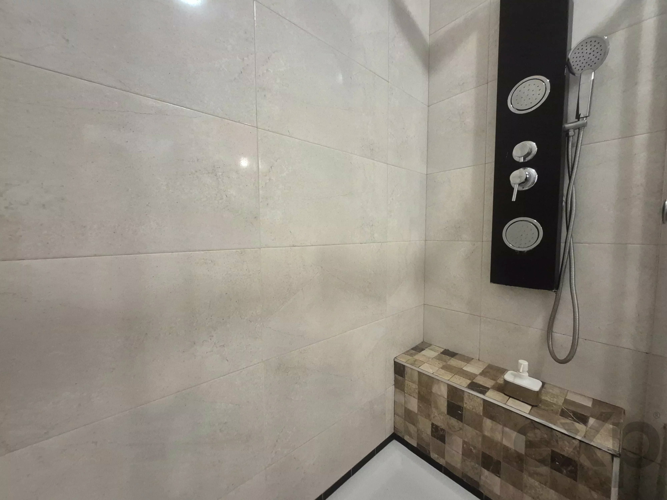3 Bedroom Apartment, duple garage, Ferragudo area.