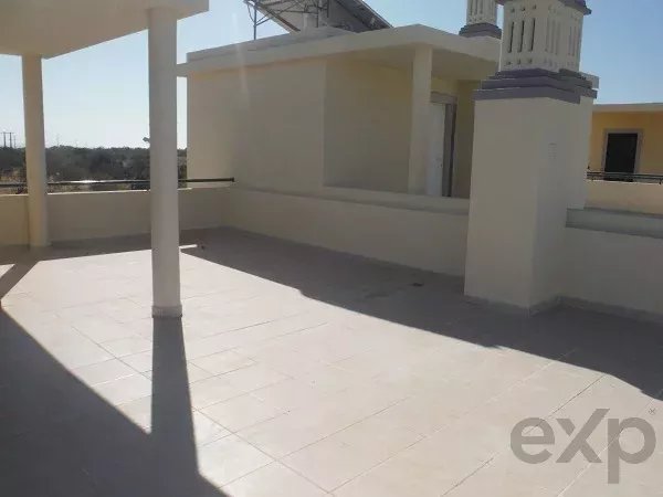 Moradia T4 em Condomínio Fechado em Moncarapacho