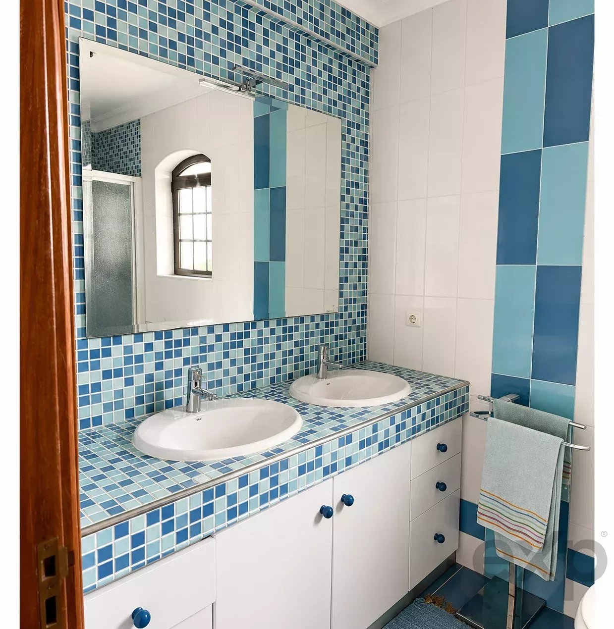 5-Bedroom House, Altura