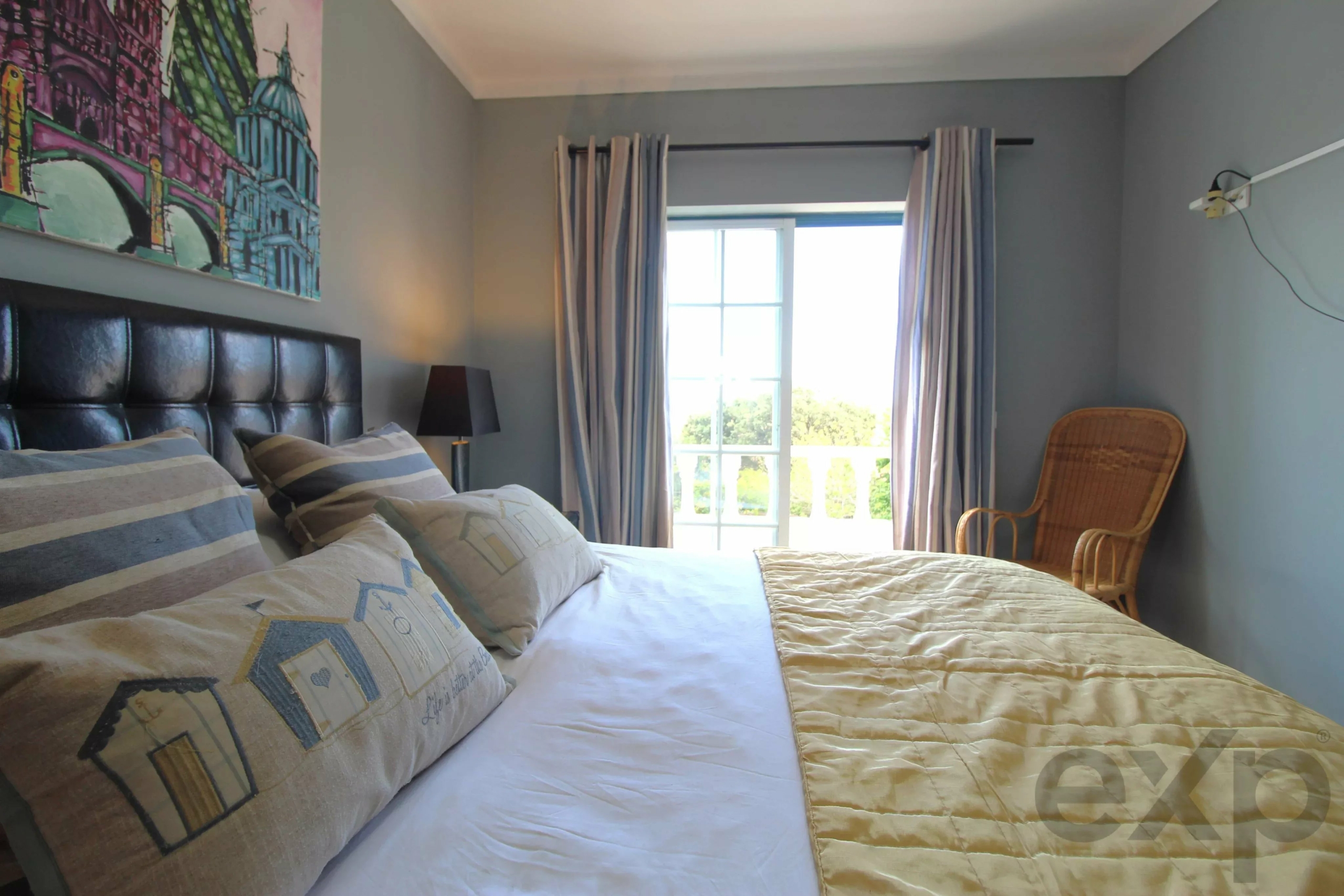 3 Bedroom Villa with Guadiana River Views, Pool & Golf Simulator