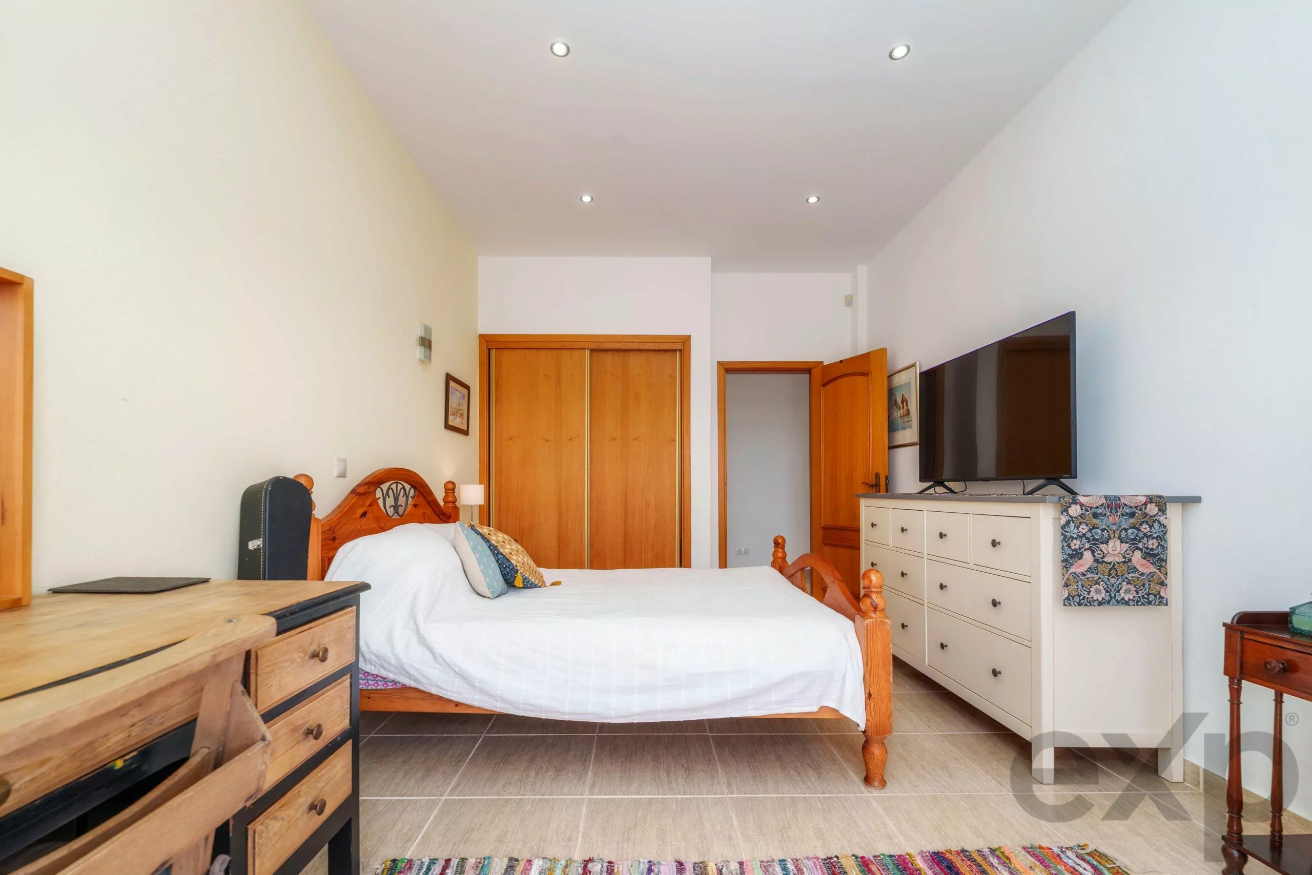 Renovated 5 Bed Countryside Villa with Pool, Panoramic Views, 2 Hectares
