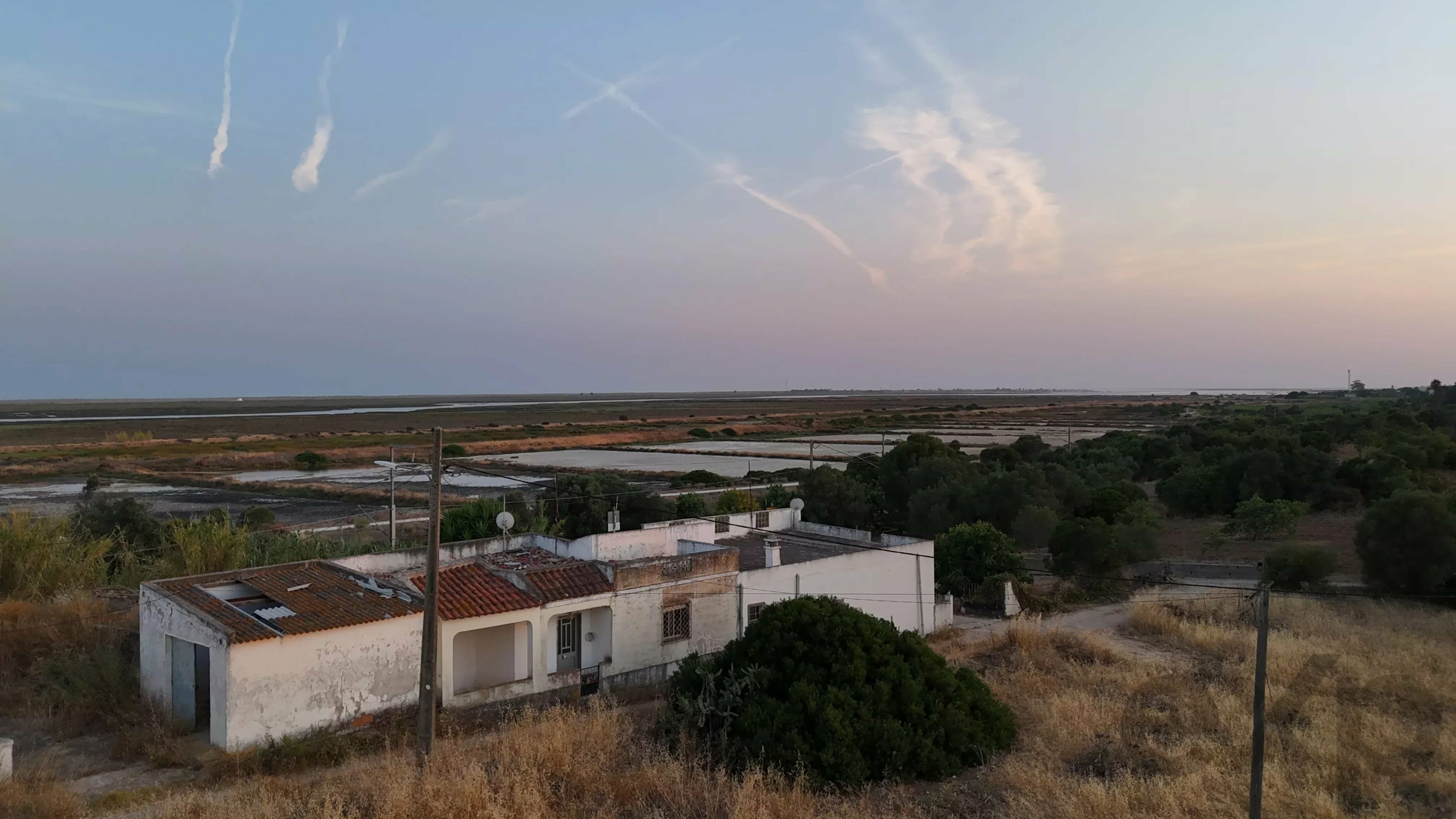 Maison à rénover en première ligne de la Ria Formosa