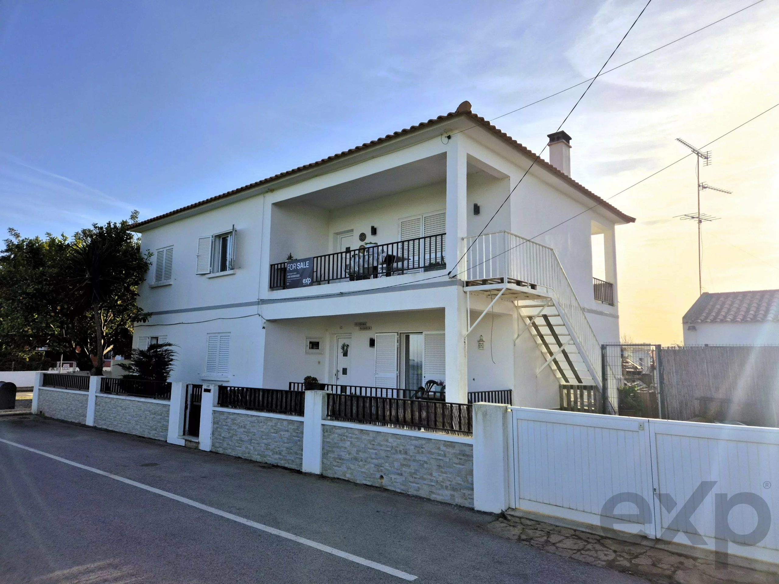 Spacious 5-bedroom house in Luz de Tavira
