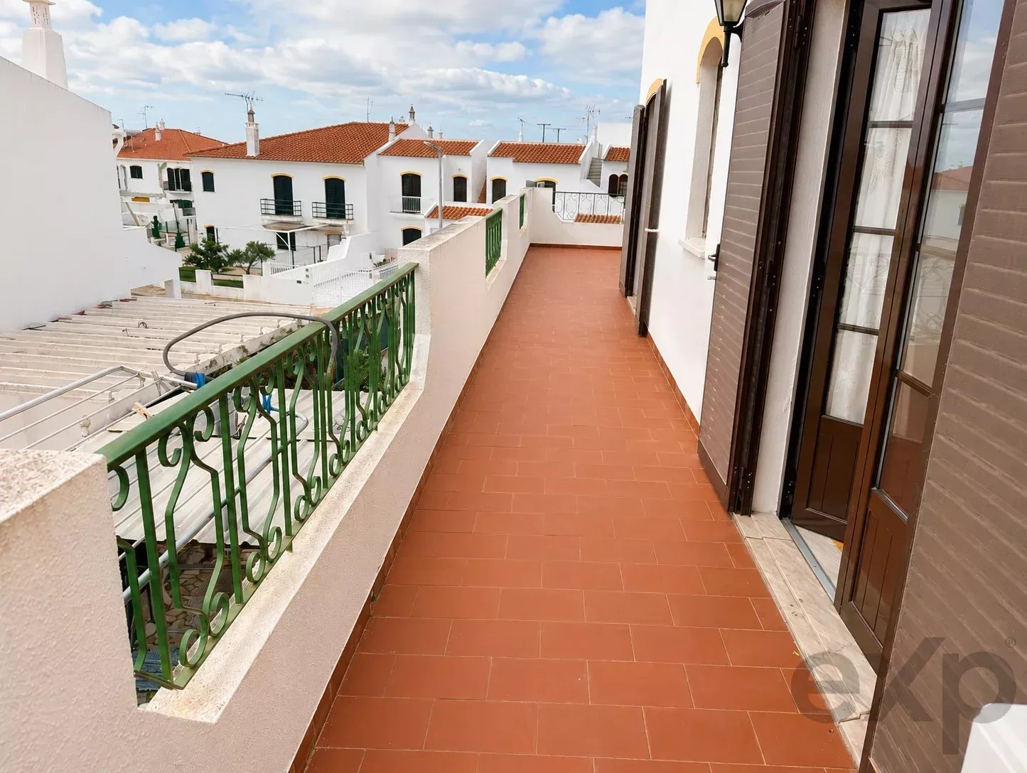 5-Bedroom House, Altura