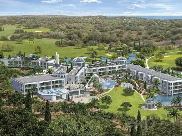 Hotel development with 15ha