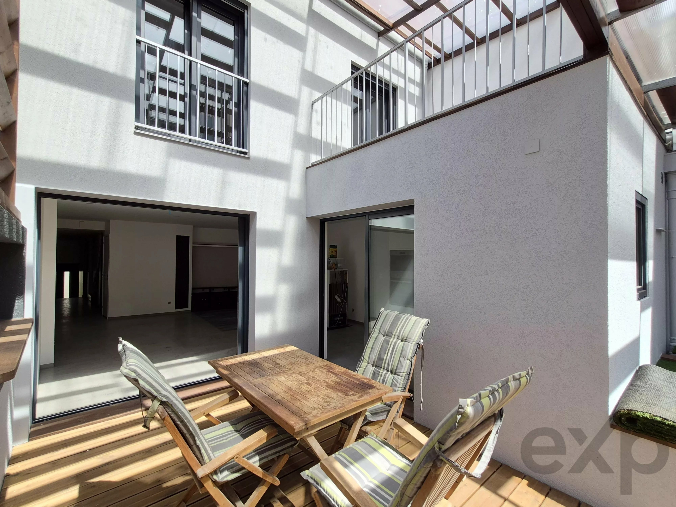 New house, 2 bedrooms, large patio, Alvor center