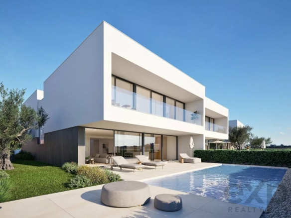 Brand New 4-Bed Ocean View Villa With Pool In Spectacular Location