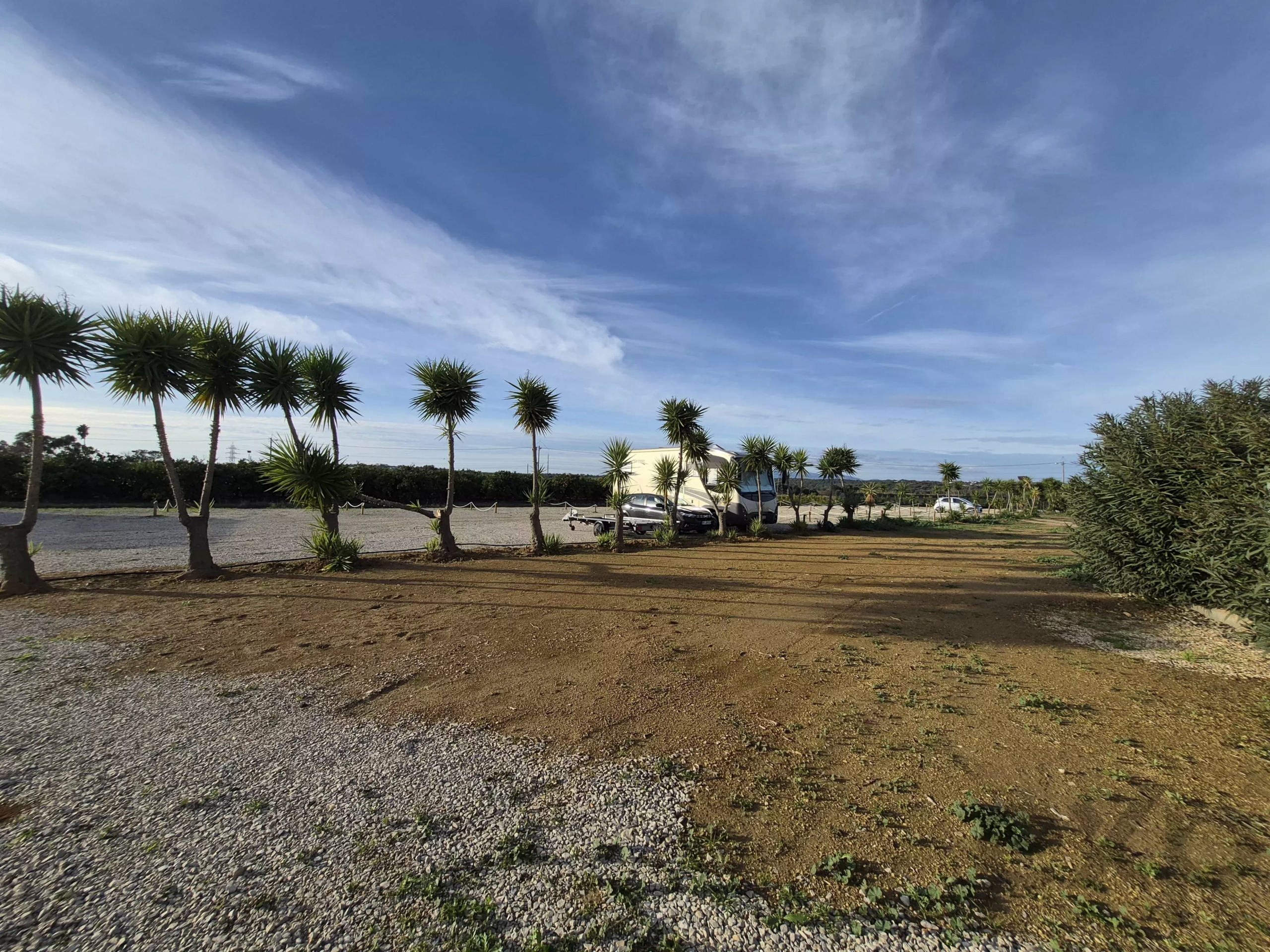 Renovated farmhouse ideally located in the middle of nature.