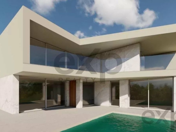 LUXURY VILLA UNDER FINAL CONSTRUCTION – ALMANCIL. ALGARVE