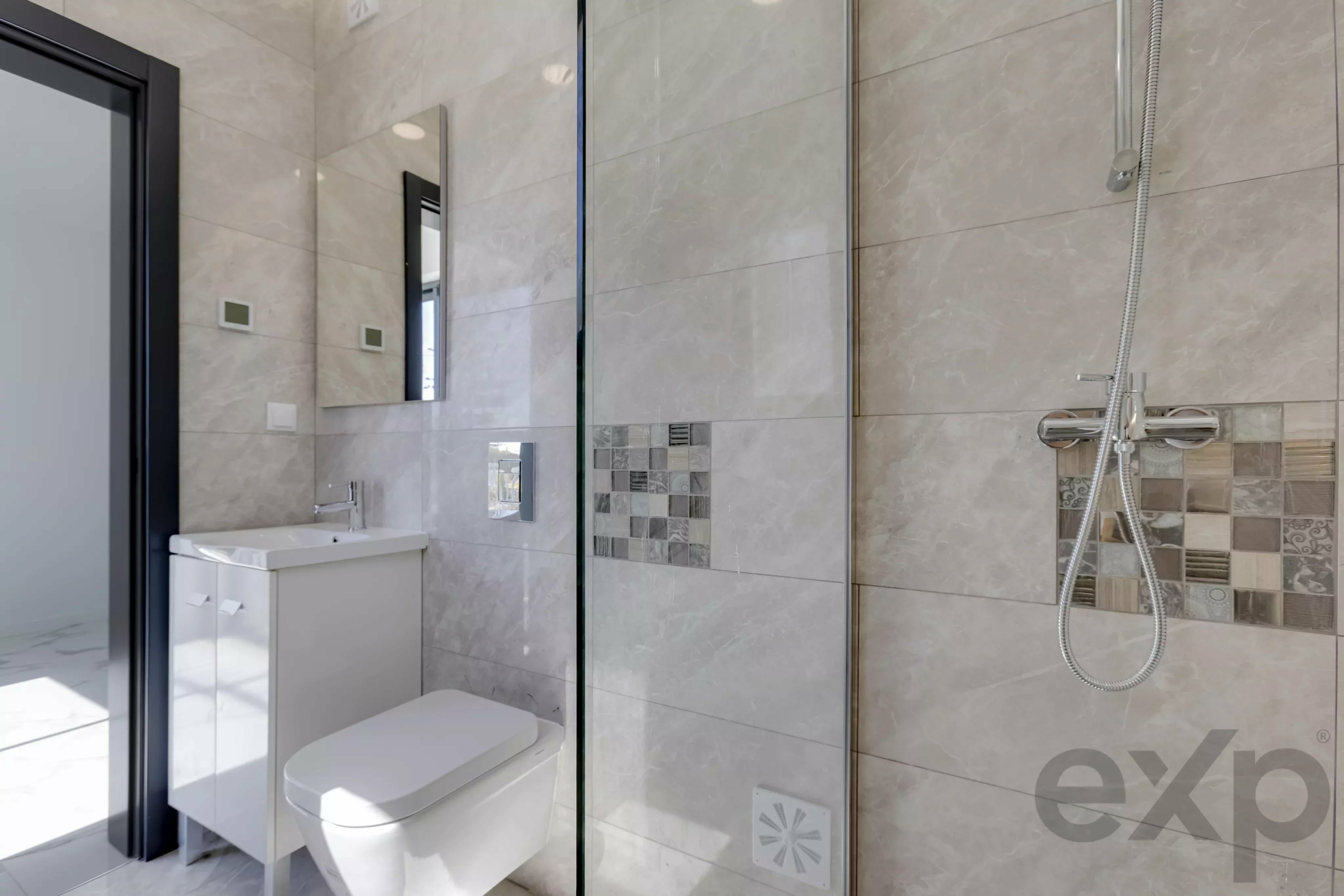New-Build Villa with Private Pool, Steps from Meia Praia, Lagos