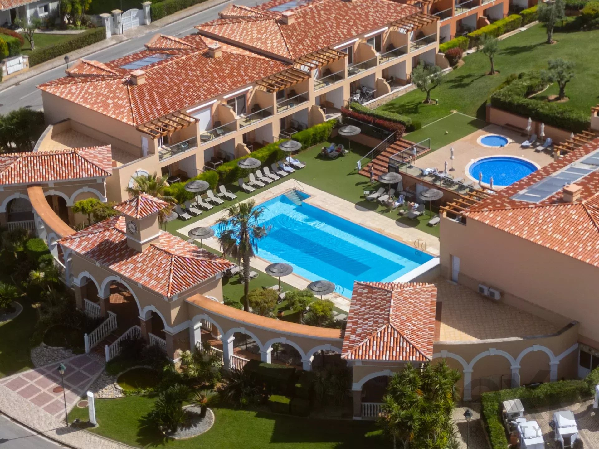 T2 moderno num resort de golfe e spa perto de Lagos