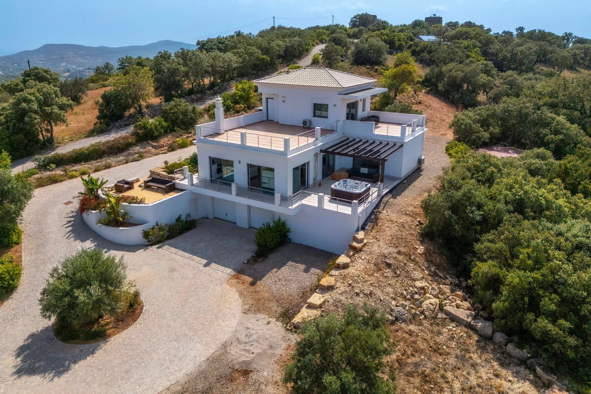 T3 Villa with magnificent views, close to São Bras de Alportel, Loule and Faro