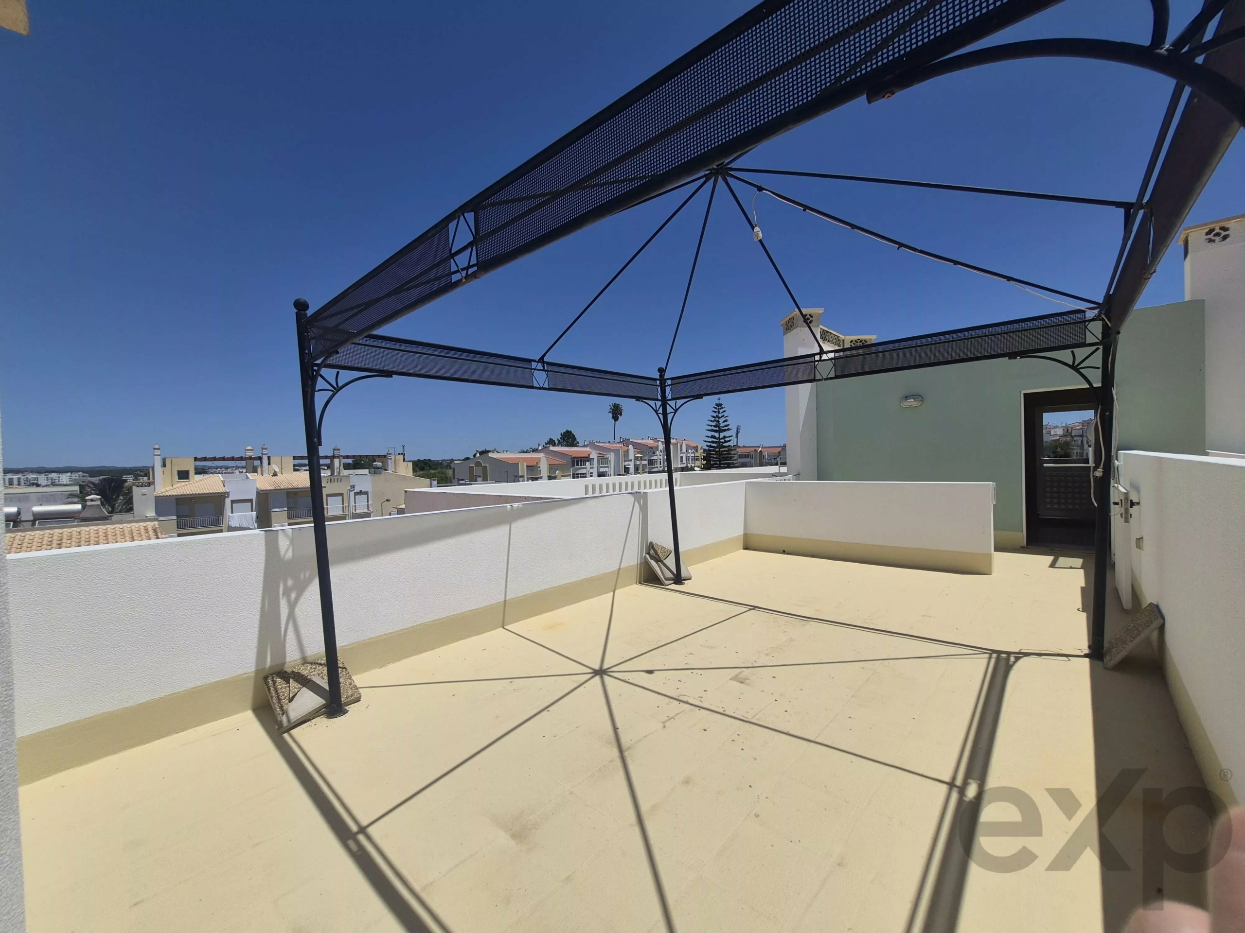 3 Bedroom Apartment, duple garage, Ferragudo area.