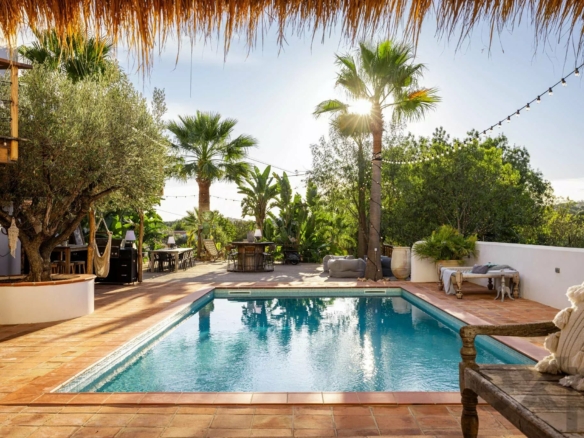 Riverside Quinta near Silves with AL Licence, 8 Suites and Heated Pool