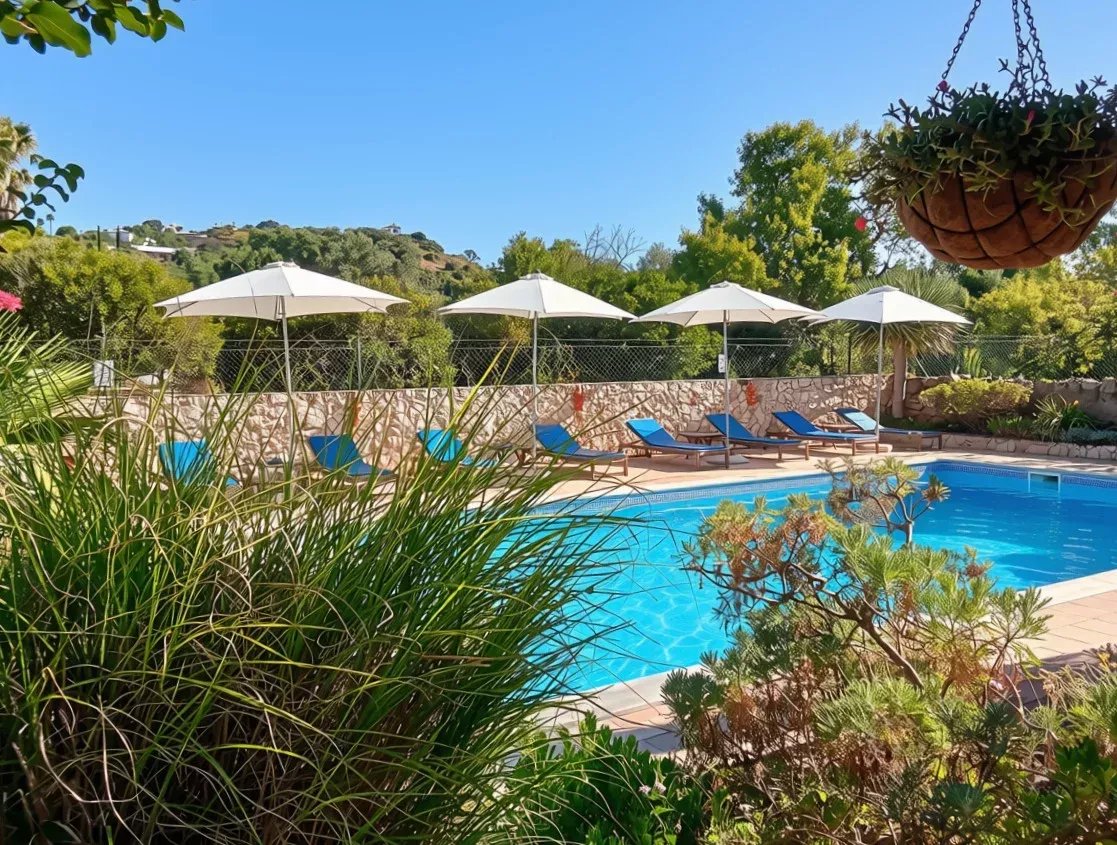 Exclusive property with five independent units and investment potential