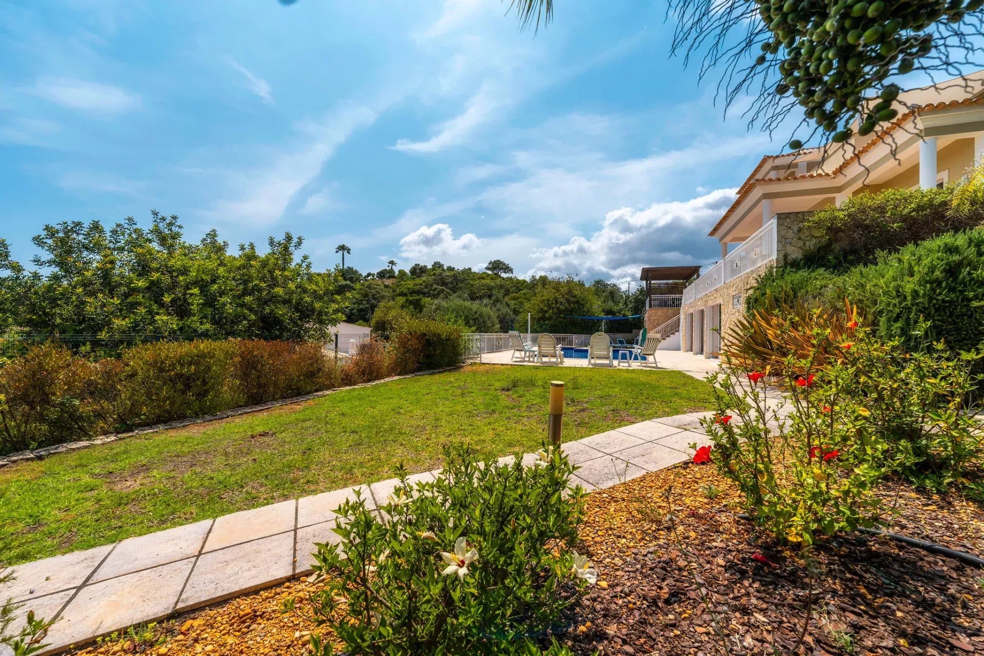 Four bedroom villa with open views and pool in São Bras de Alportel, Algarve