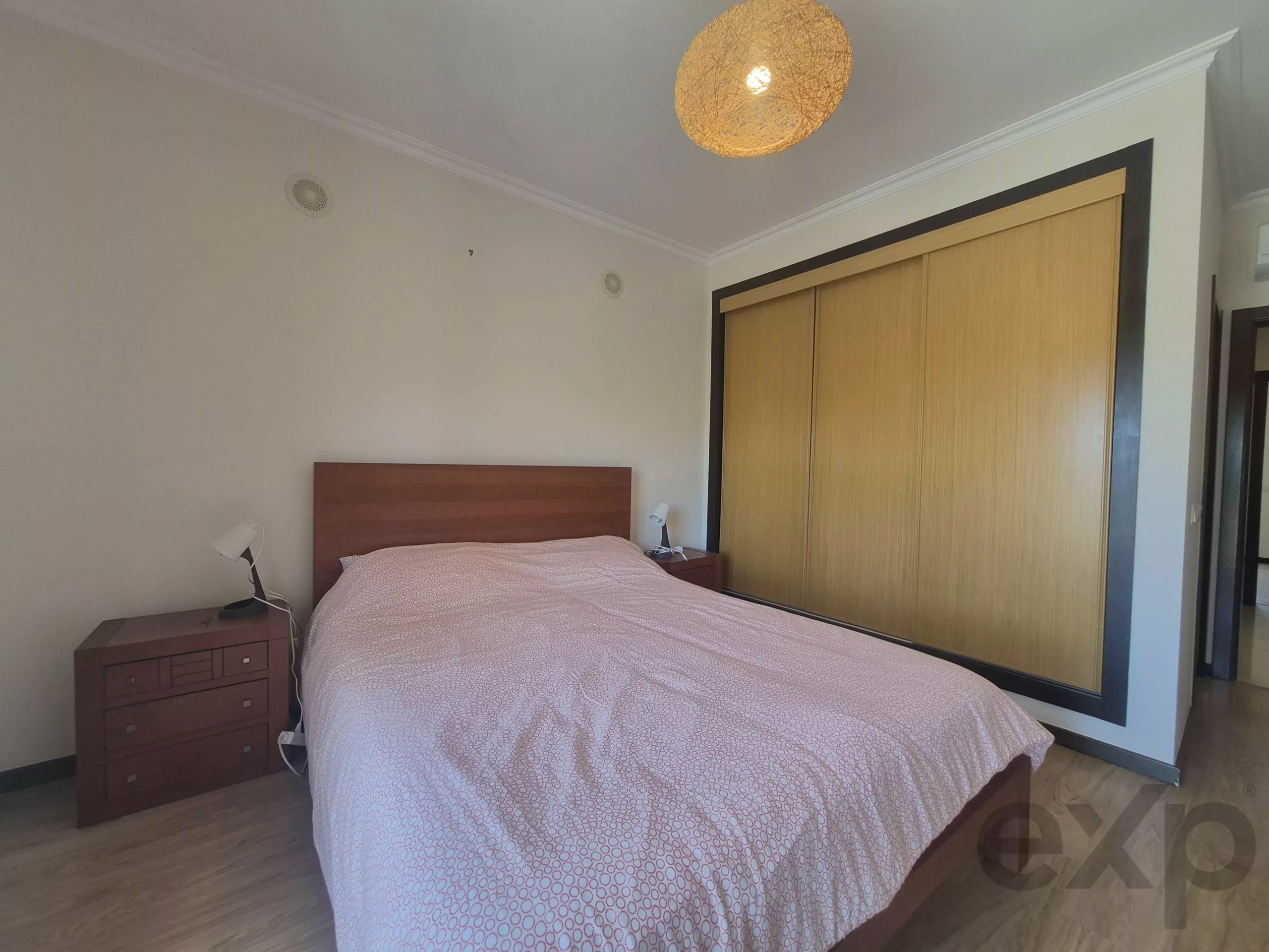 3 Bedroom Apartment, duple garage, Ferragudo area.