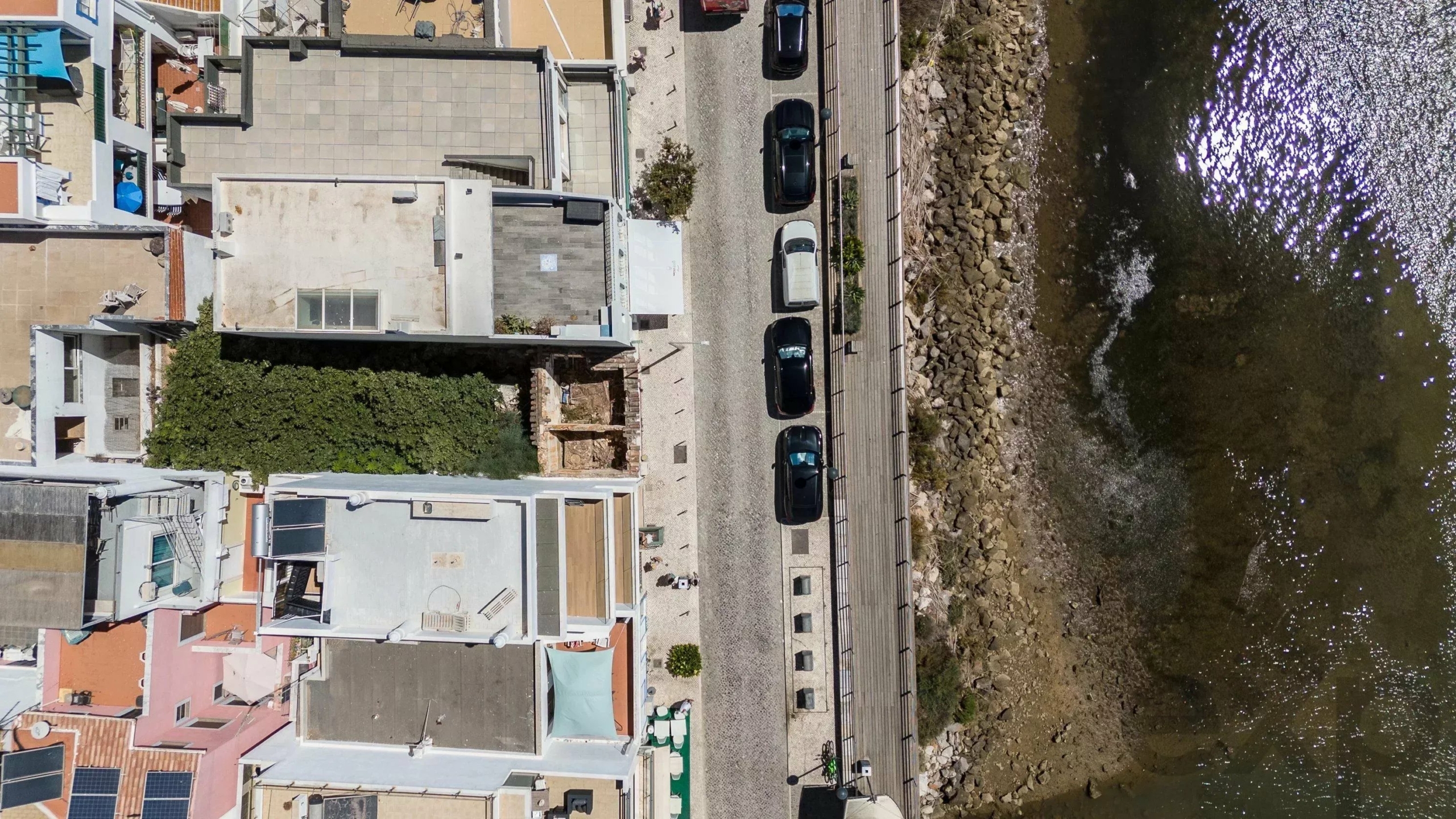 Moradia com projeto aprovado, primeira linha sobre a Ria Formosa, Cabanas de Tavira