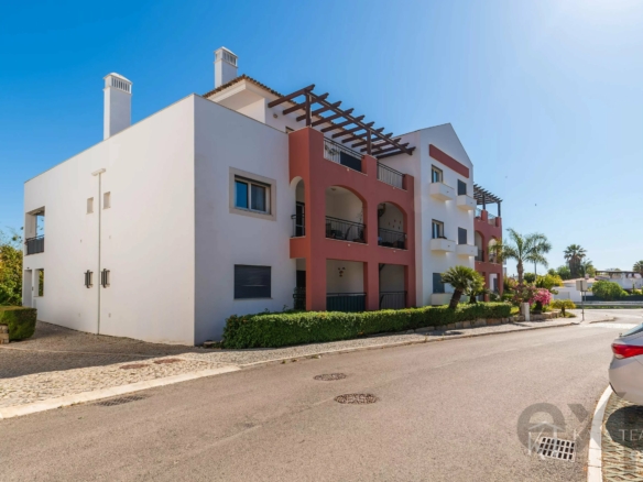 High Quality 2-bedroom apartment in Cabanas