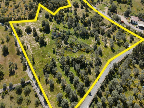 Algarve (mountain range) – Land with Ruin with Approved Project