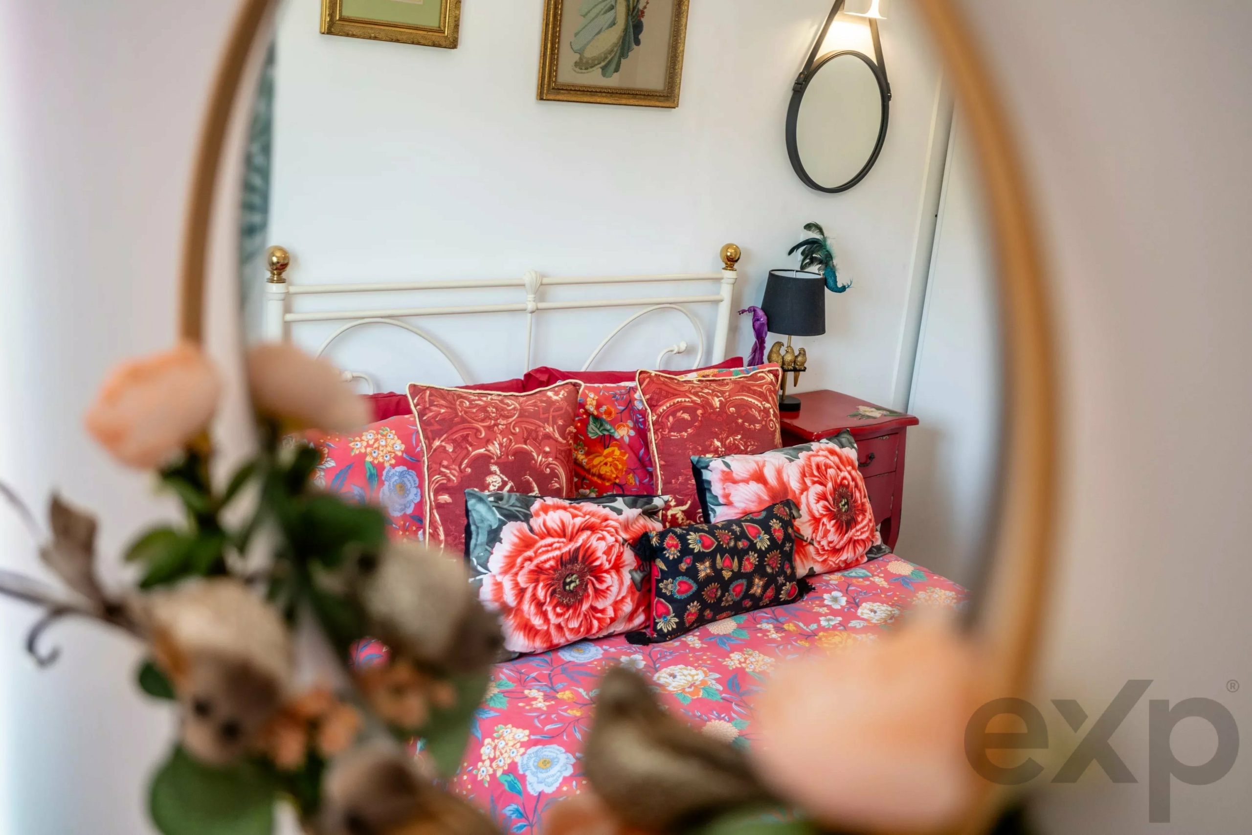 Beautifully Renovated 2-Bedroom Home with Landscaped Garden & Log Cabin Between Messines and Silves