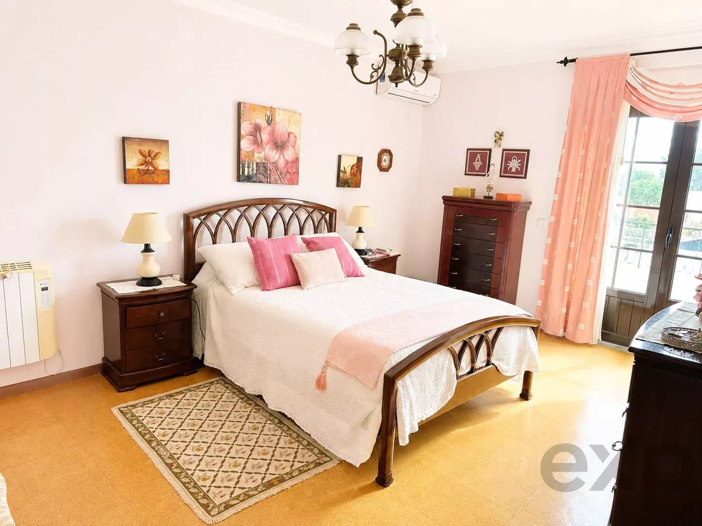 5-Bedroom House, Altura