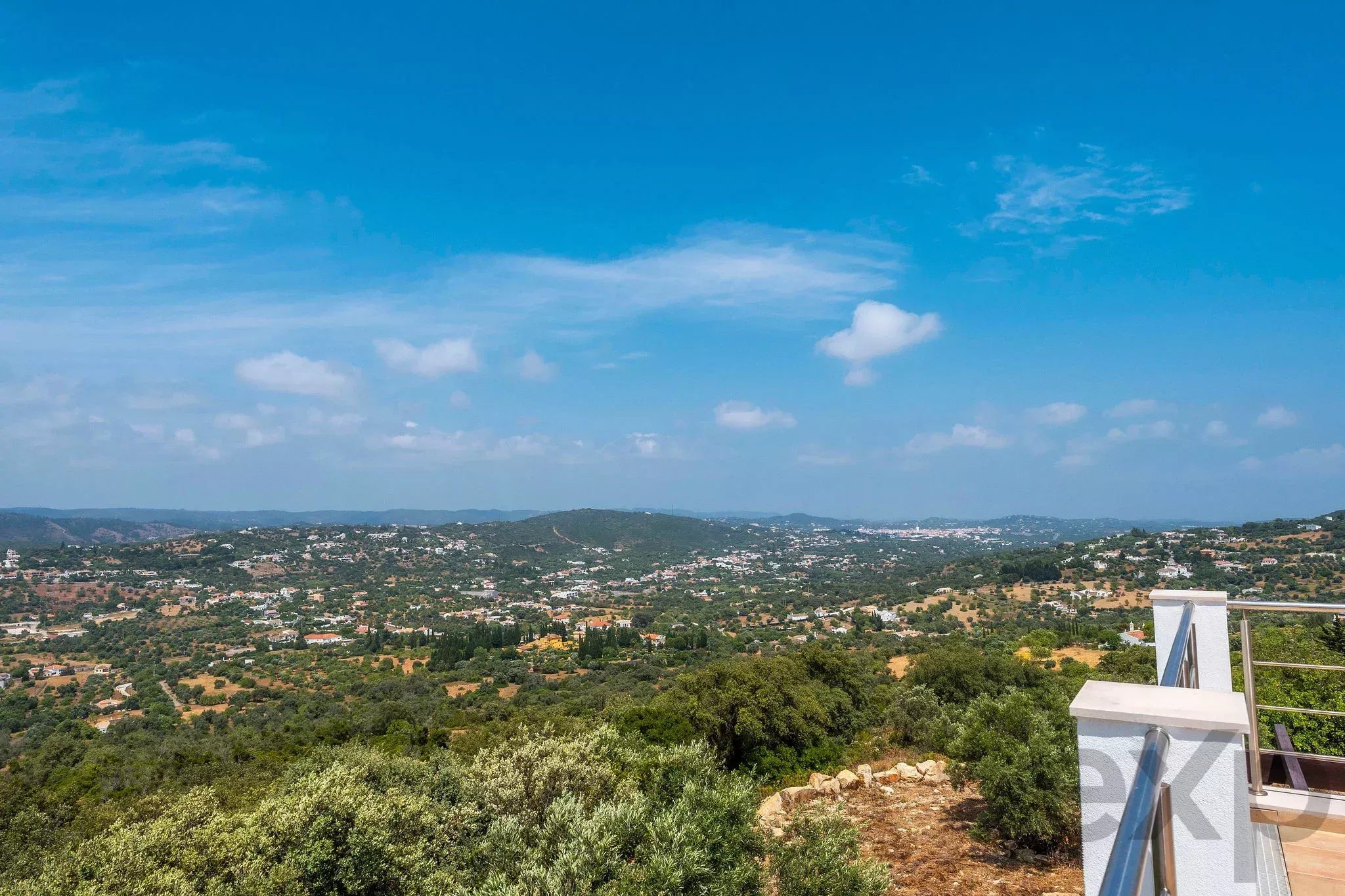 T3 Villa with magnificent views, close to São Bras de Alportel, Loule and Faro