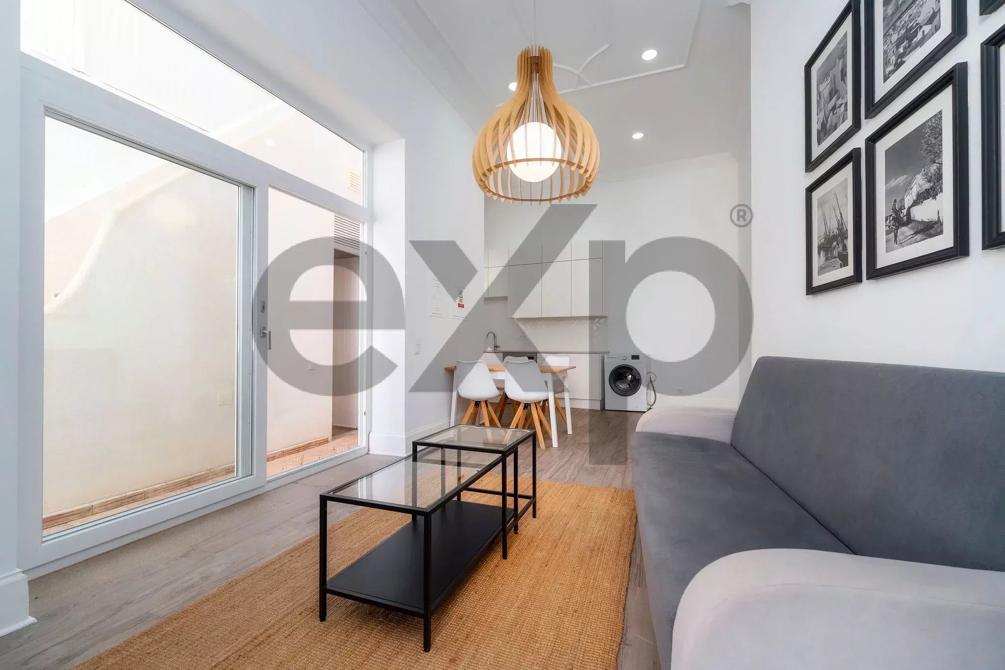 Stunning Large Townhouse in the Heart of Olhão