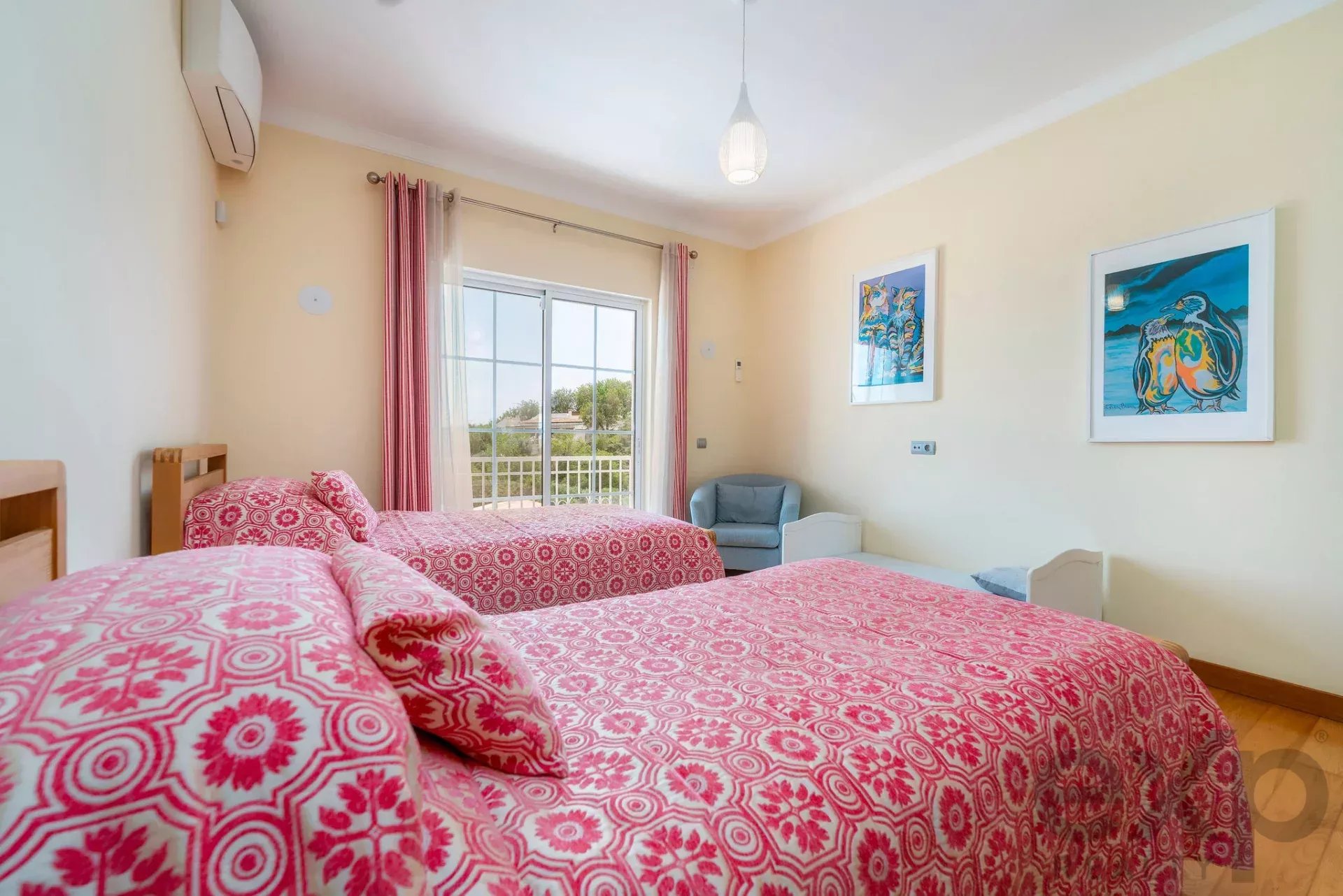 Four bedroom villa with open views and pool in São Bras de Alportel, Algarve