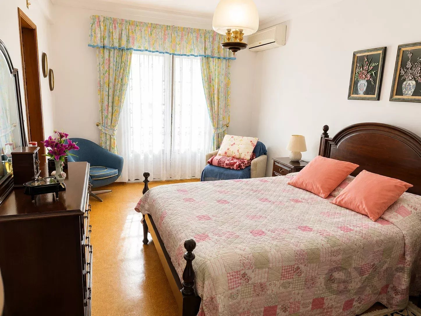 5-Bedroom House, Altura