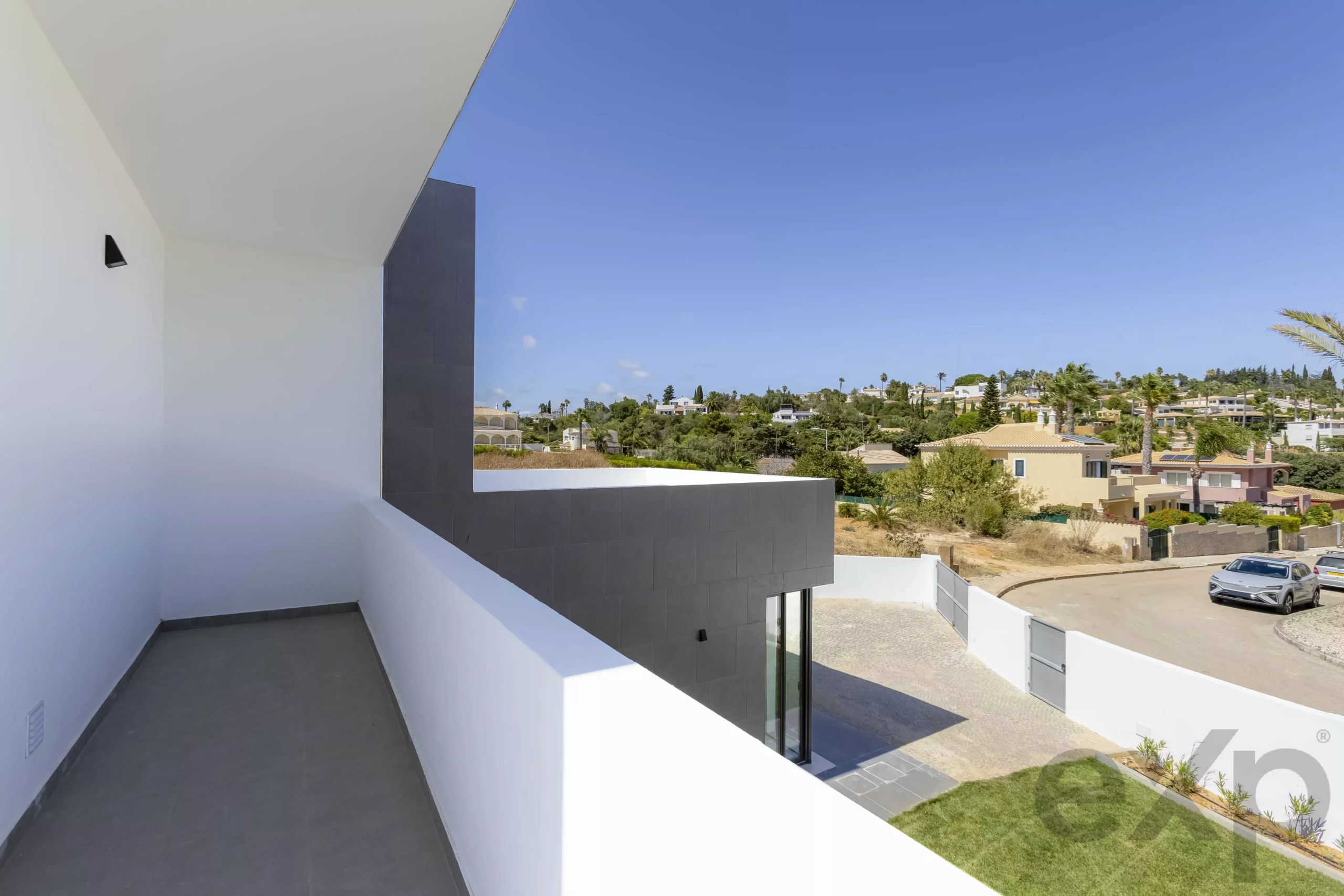 New-Build Villa with Private Pool, Steps from Meia Praia, Lagos