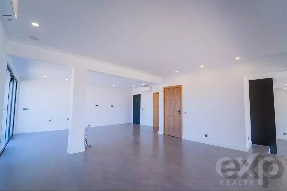 5 Bedroom Villa in Fonte Santa – Quarteira