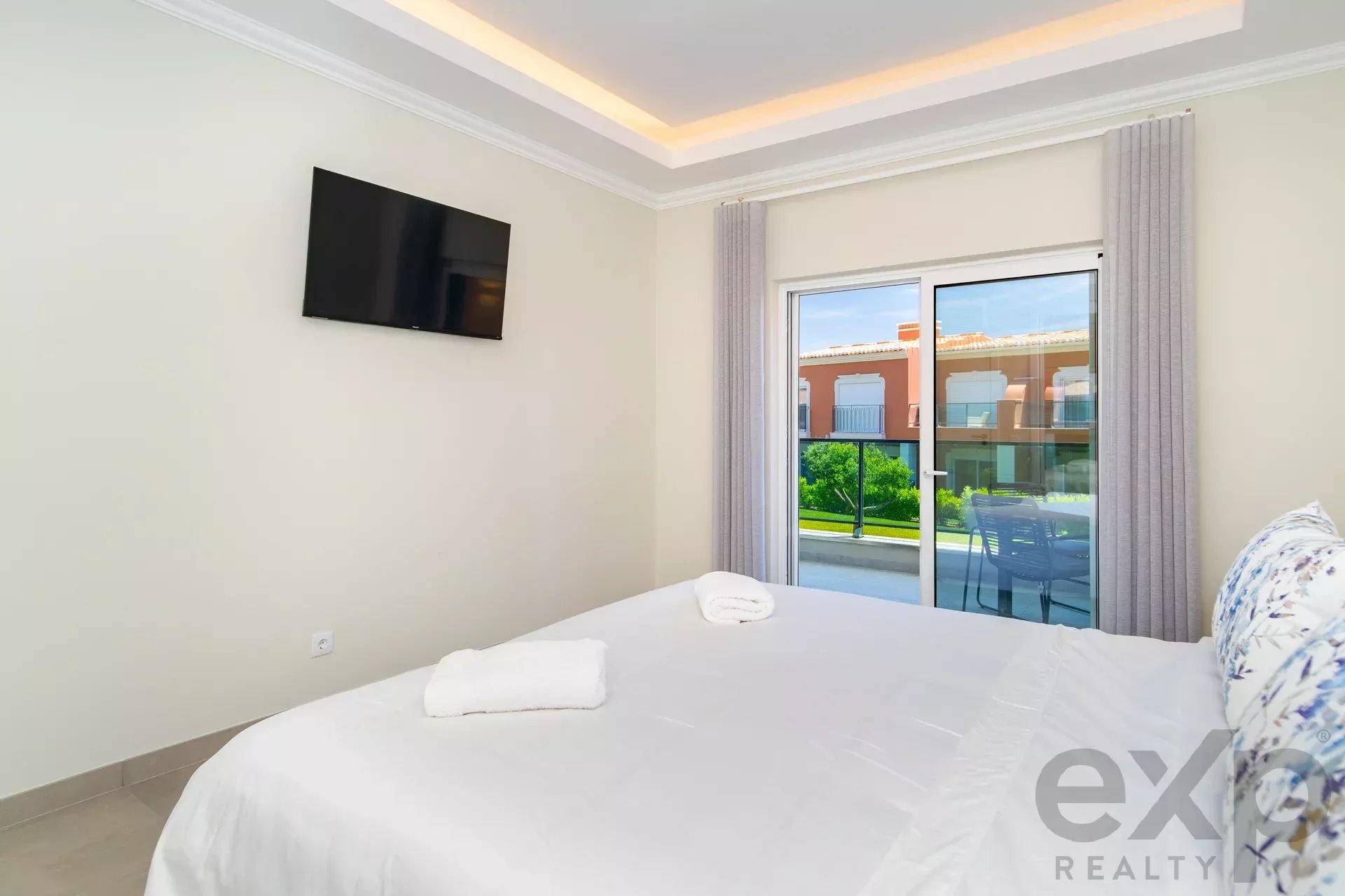 T2 moderno num resort de golfe e spa perto de Lagos