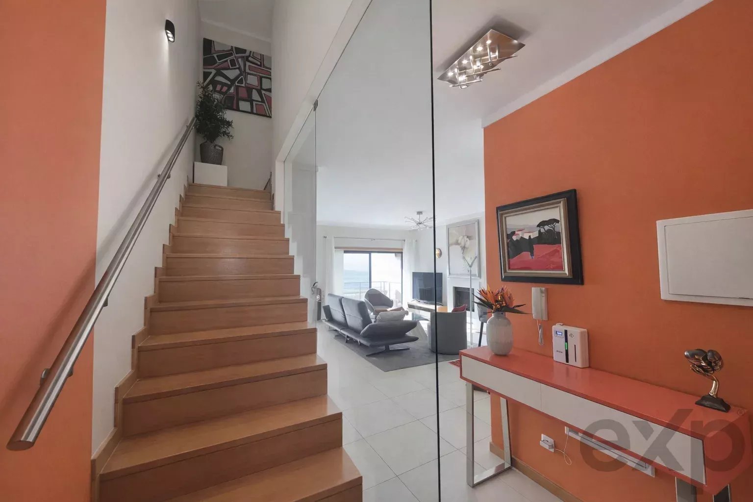 Semi-detached house with independent Apartment & rooftop – Exceptional panoramic view