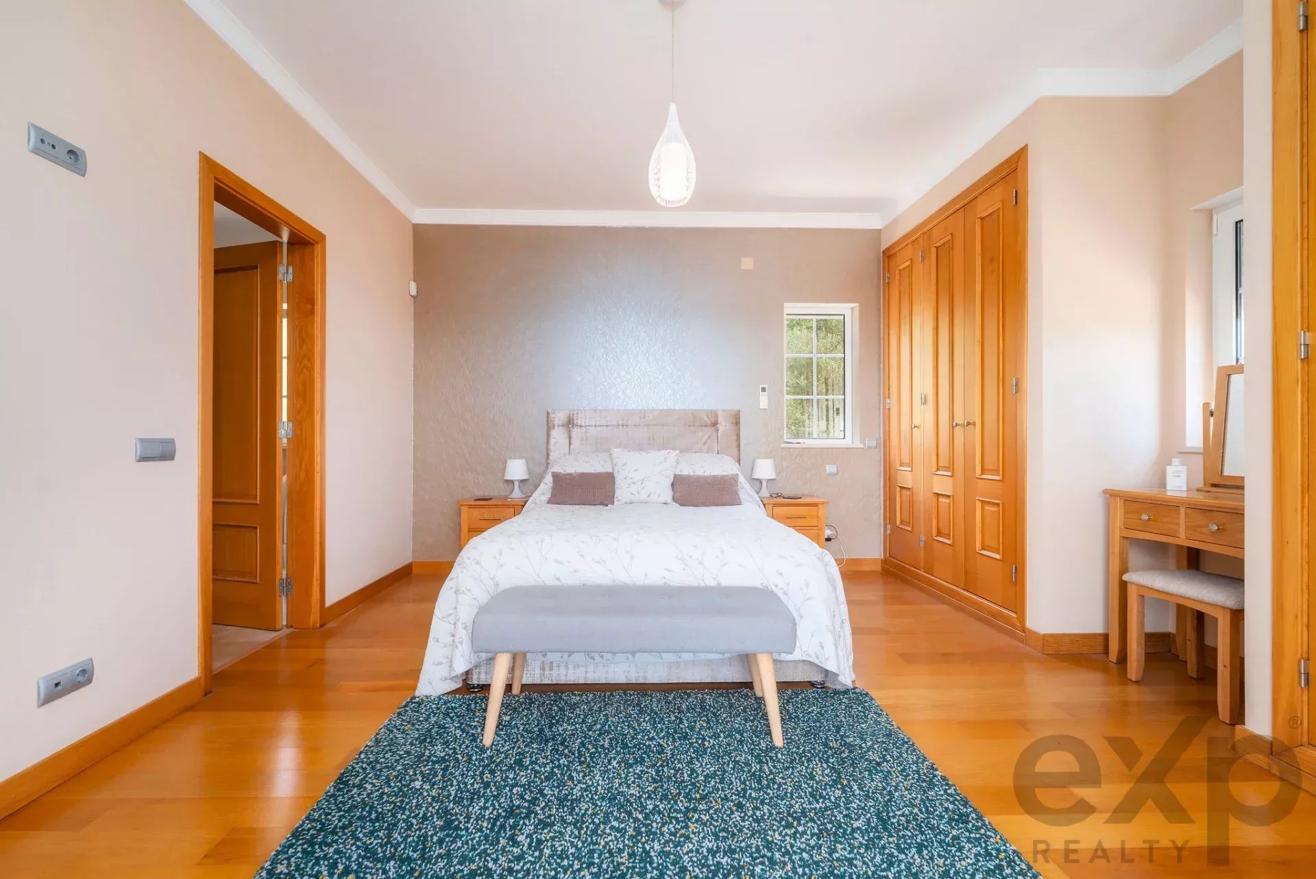 Four bedroom villa with open views and pool in São Bras de Alportel, Algarve