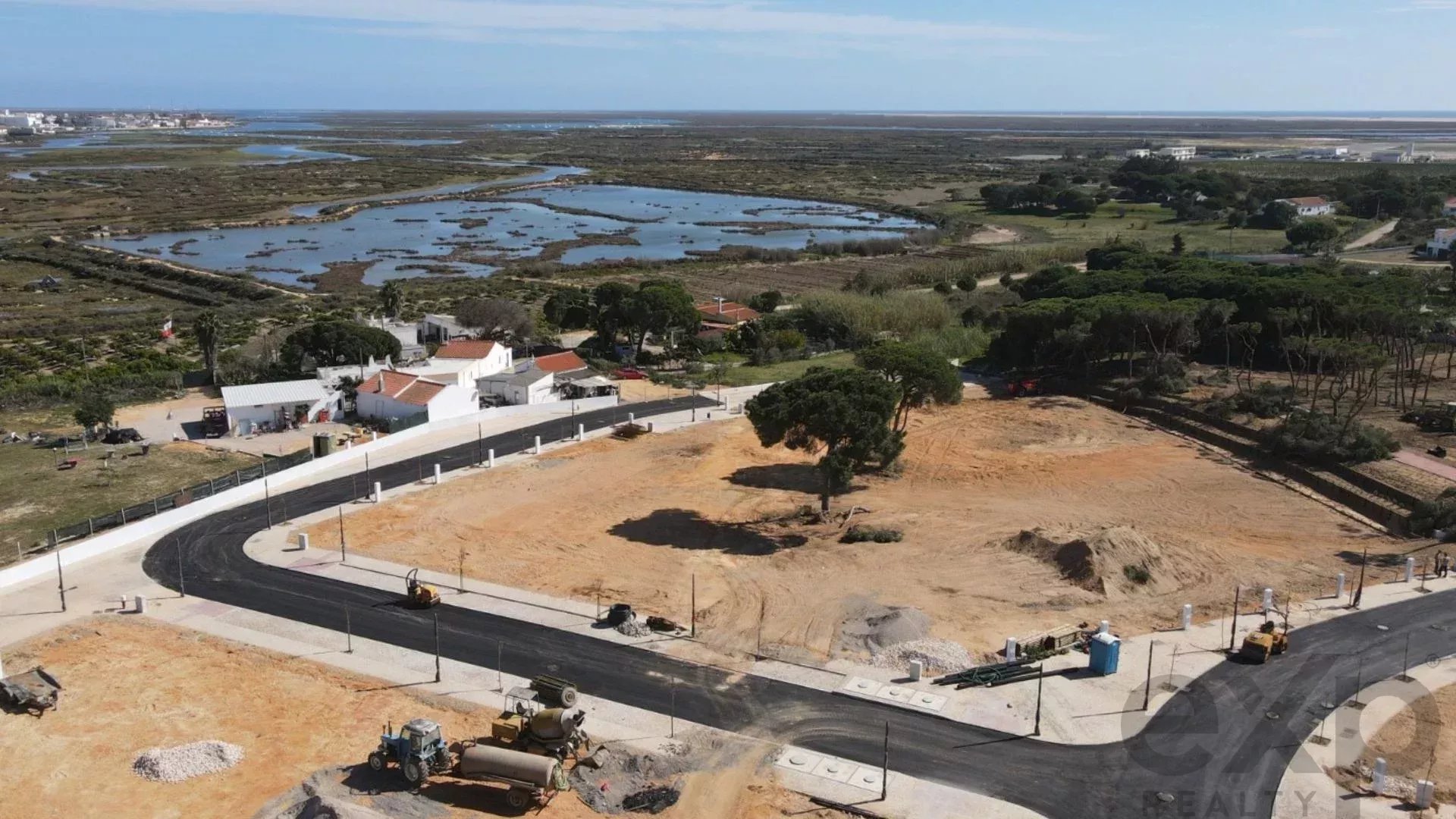 Luxury 4-Bedroom Villas with Private Pool Overlooking the Ria Formosa