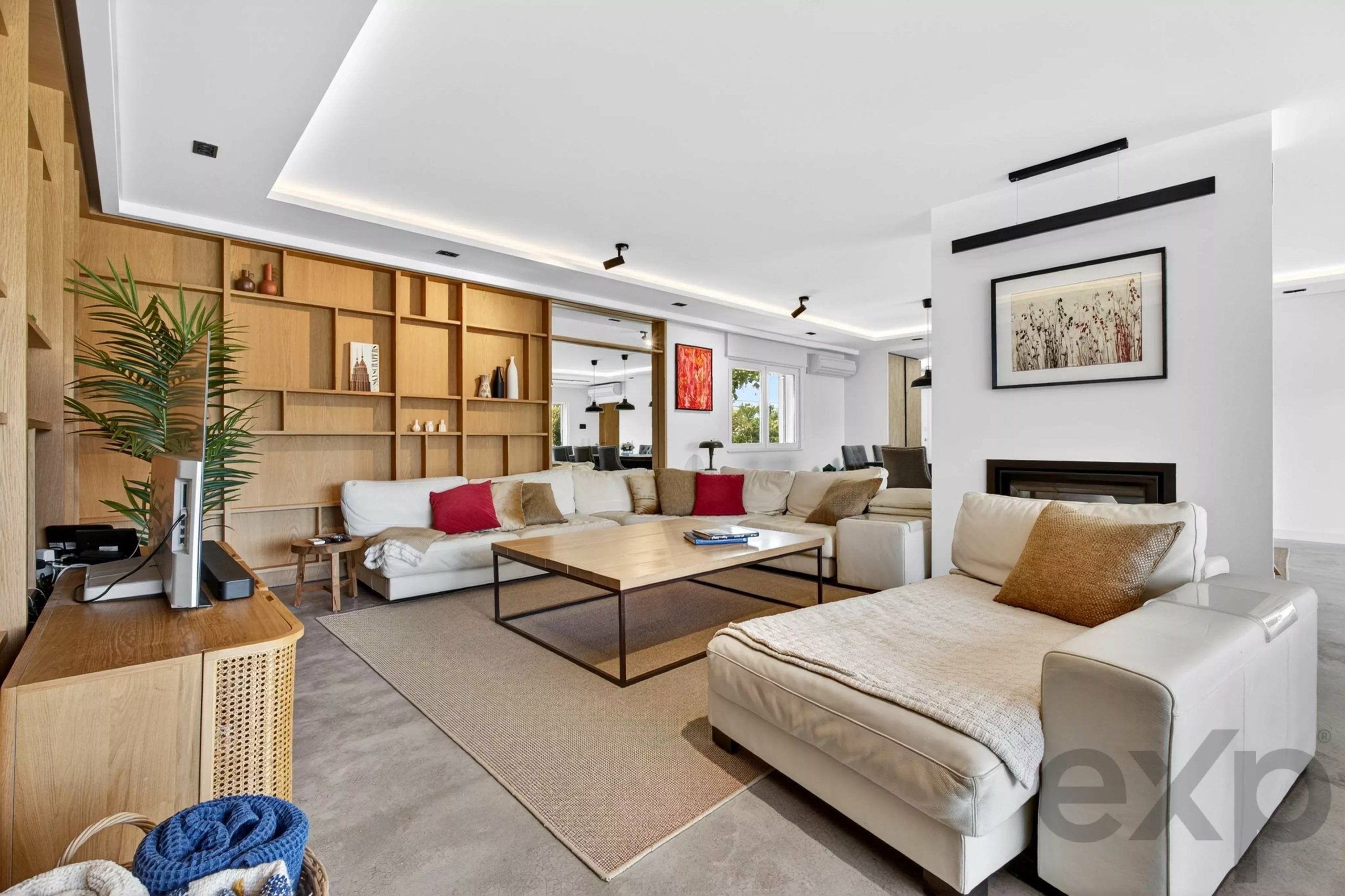 Luxury Single-Story Villa | 250 m² | 4 Bedrooms + Office | Private Pool | 2+ hectares | Vale da Rosa, Estoi, Faro